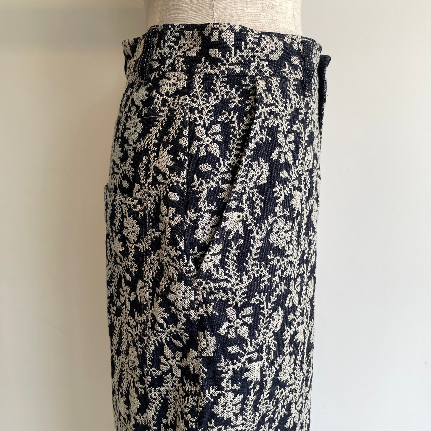 qiri//garden embroidery デニムパンツ　6301PT005262