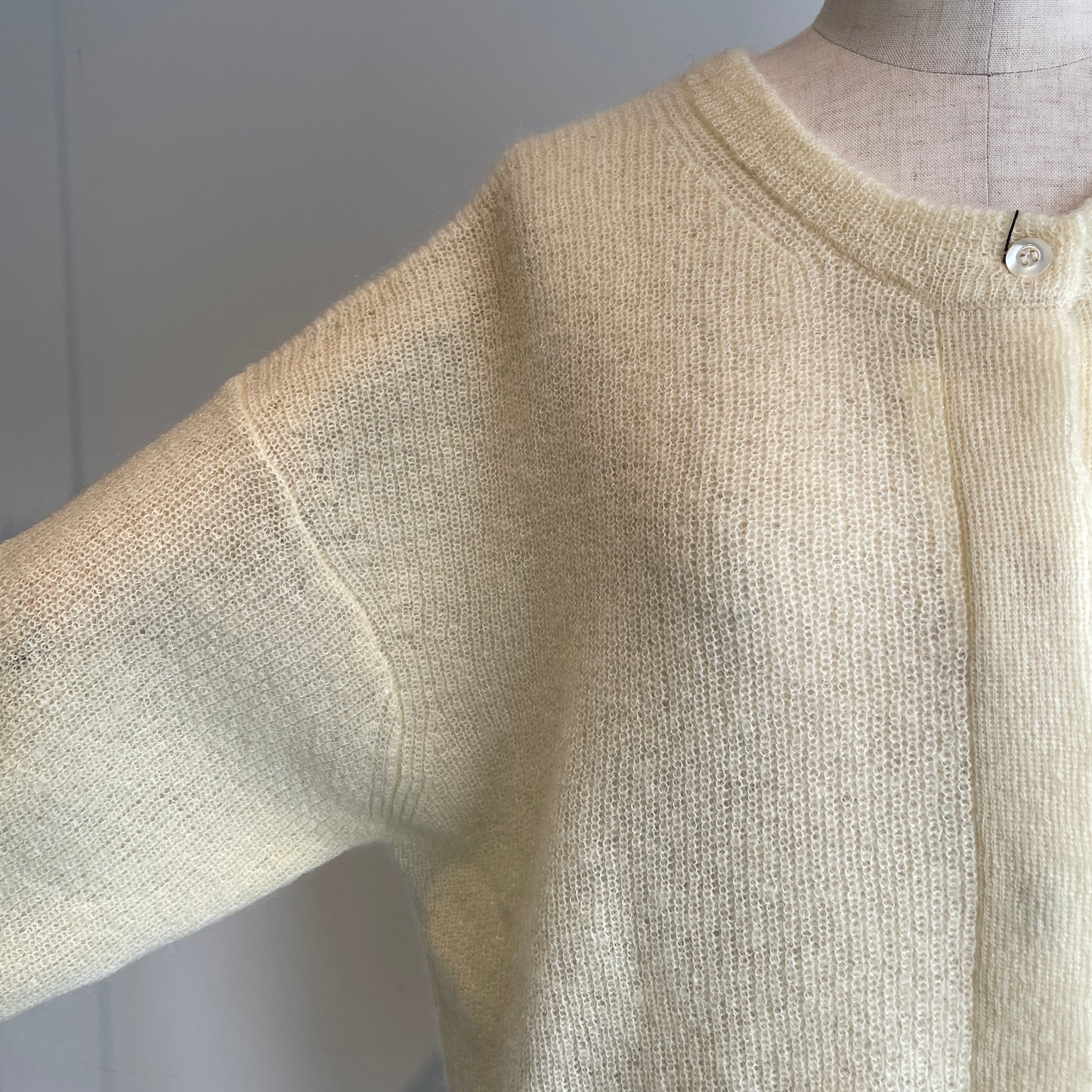 handsofcreation//モヘヤウール9G片畦ボリュームスリーブ2wayカーディガン　1540722