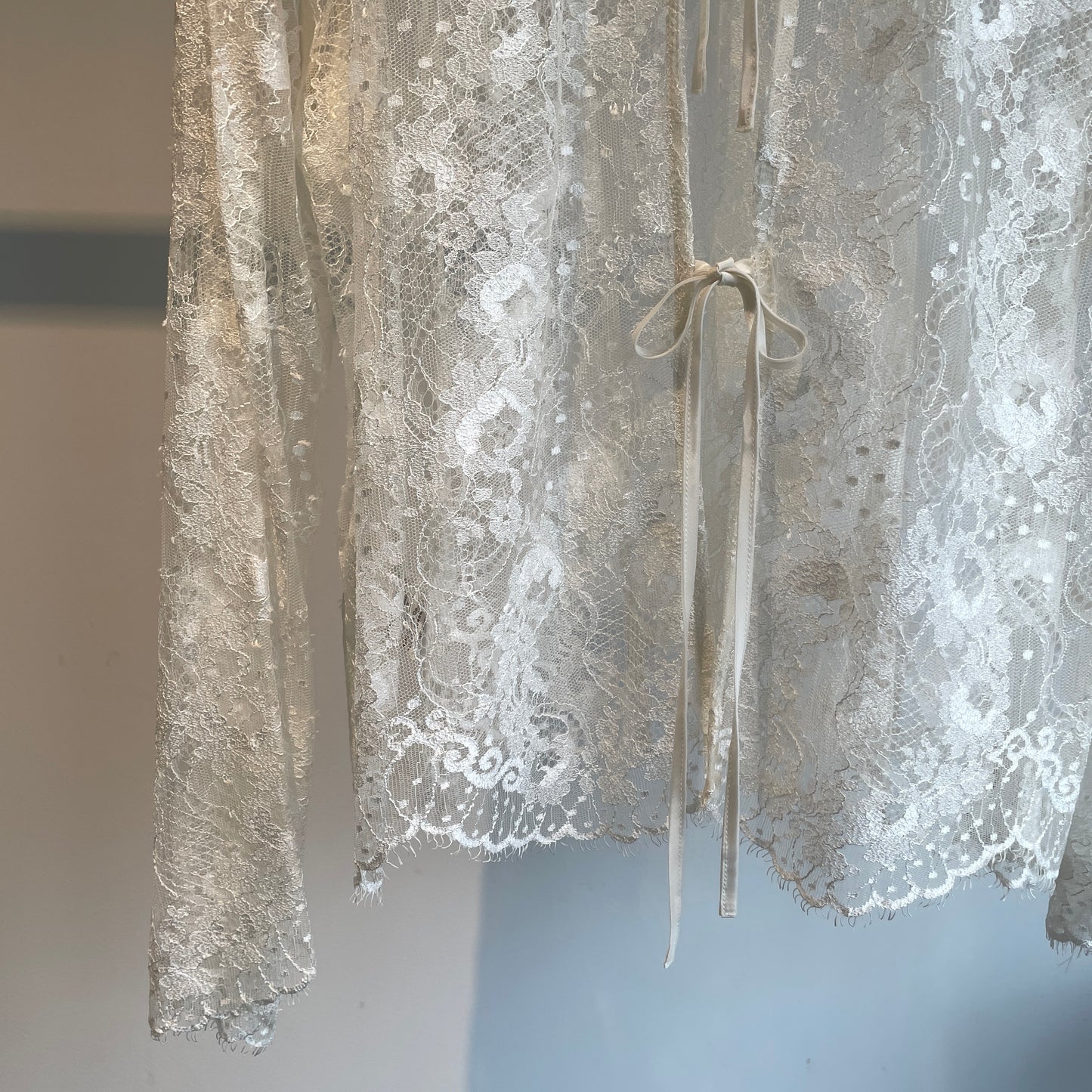 Heriter //Leaver lace blouse H2-25-3003