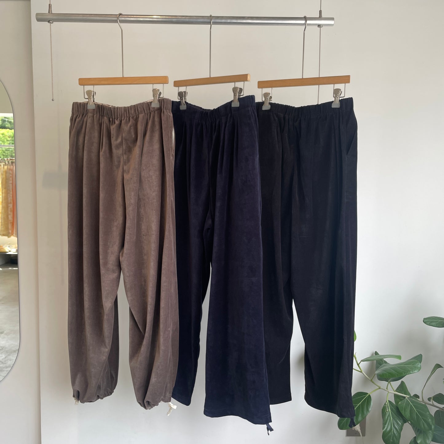 handsofcreation//綿ベロアタックパンツ 01640865