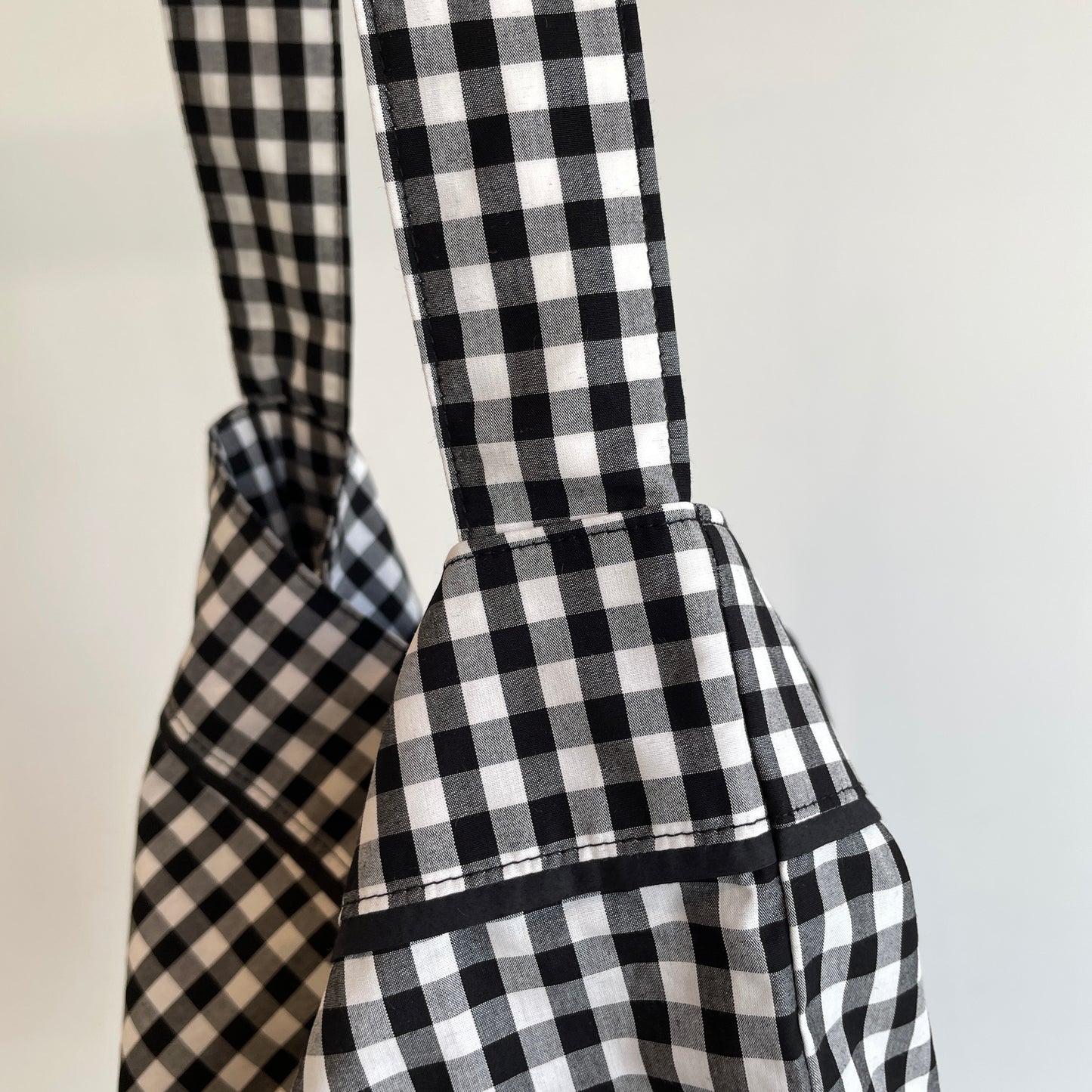 porter des boutons//bee2wayBag  P23-5-044-06