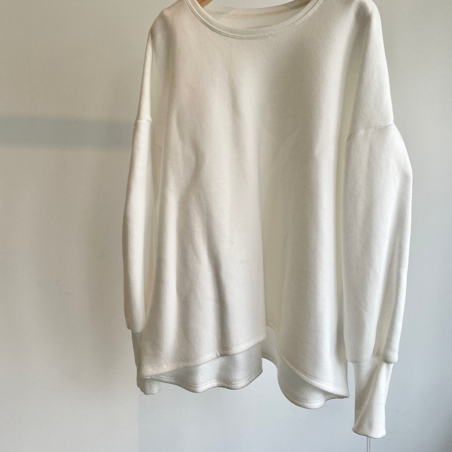 SI-HIRAI //LYOCELL COTTON FLEECE TREE QUARTERS BALOON-T CHAW24-3803LV