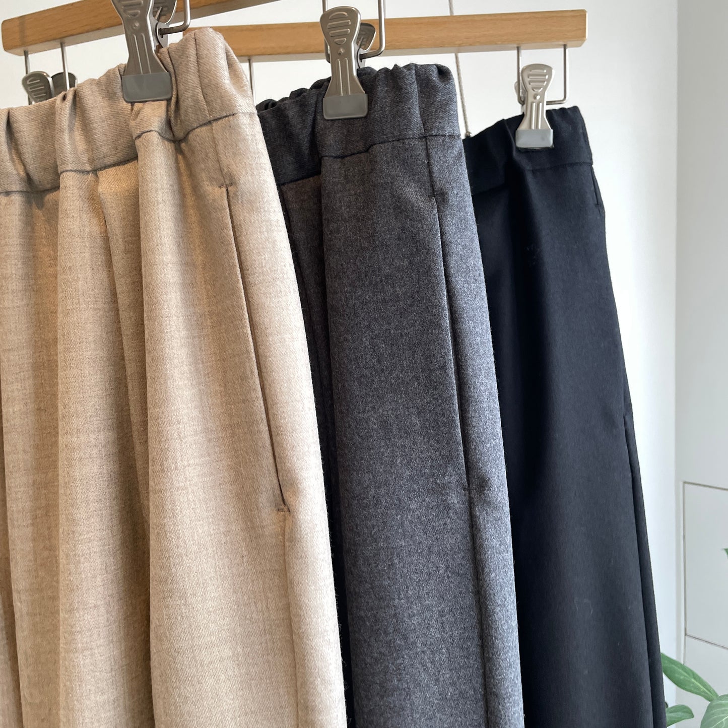 yuni//washable wool gum tack パンツ　1701PT009252