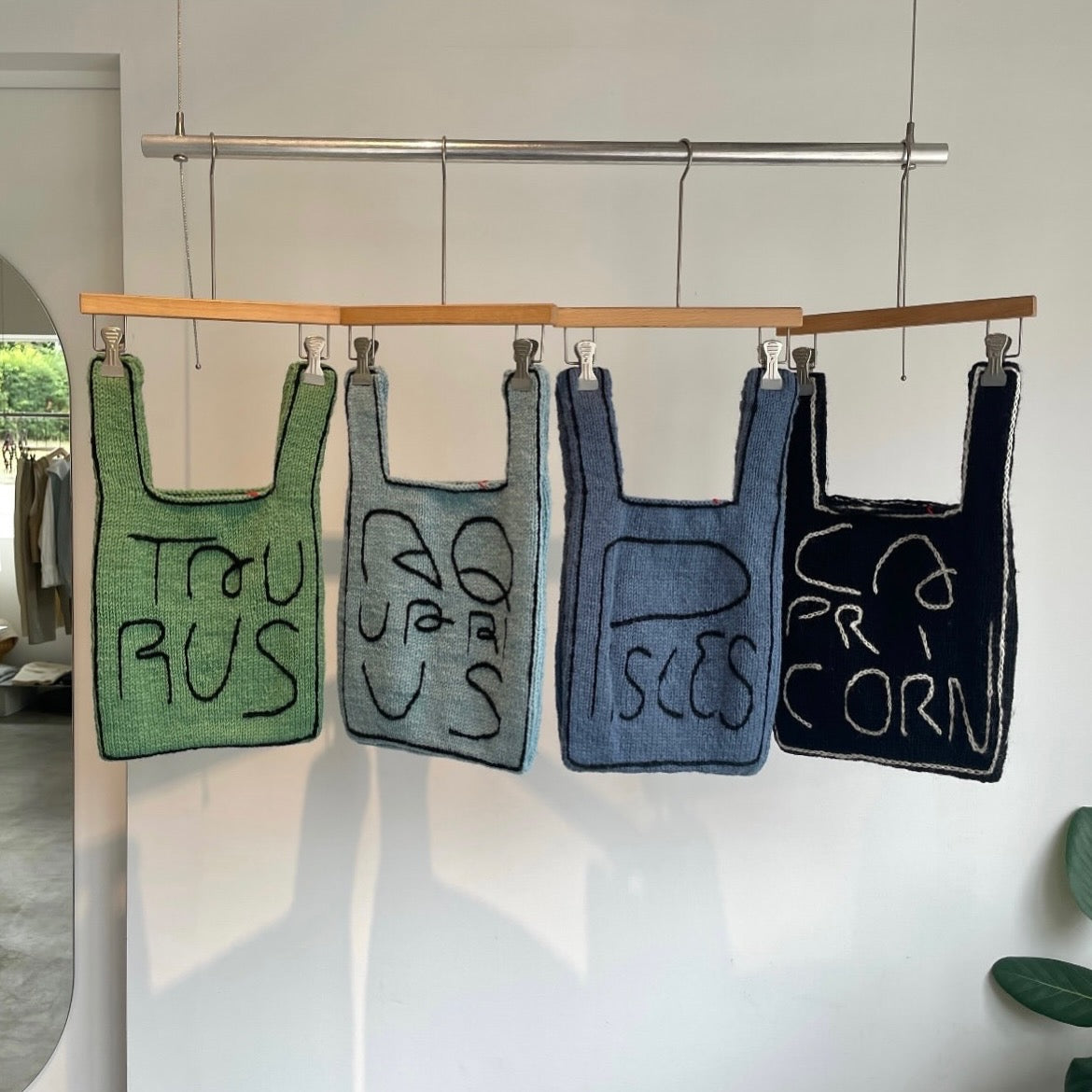 MarchAprilMay//zodiac knit bag　ゾディアックニットバッグ（12星座）