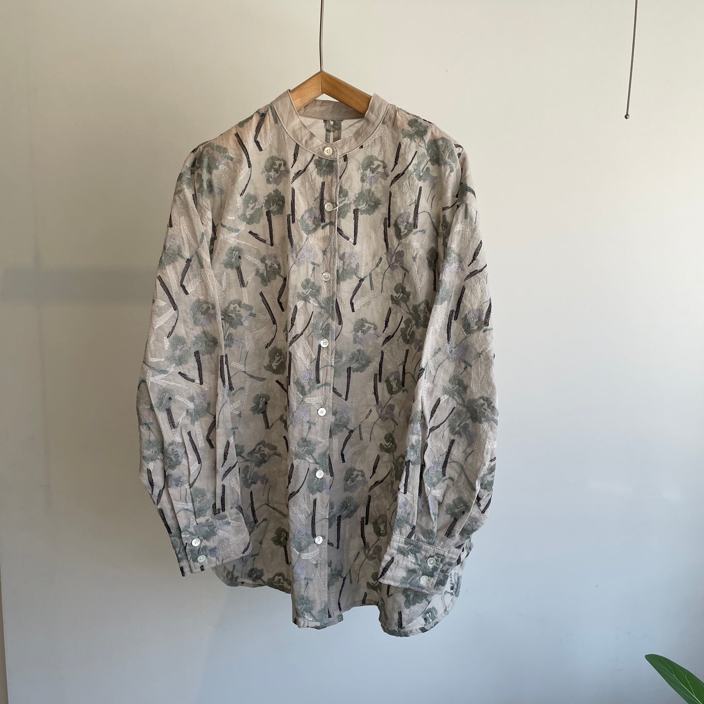 yuni//Cotton Nylon sheer blooming embroidery シャツ 1701BL011262