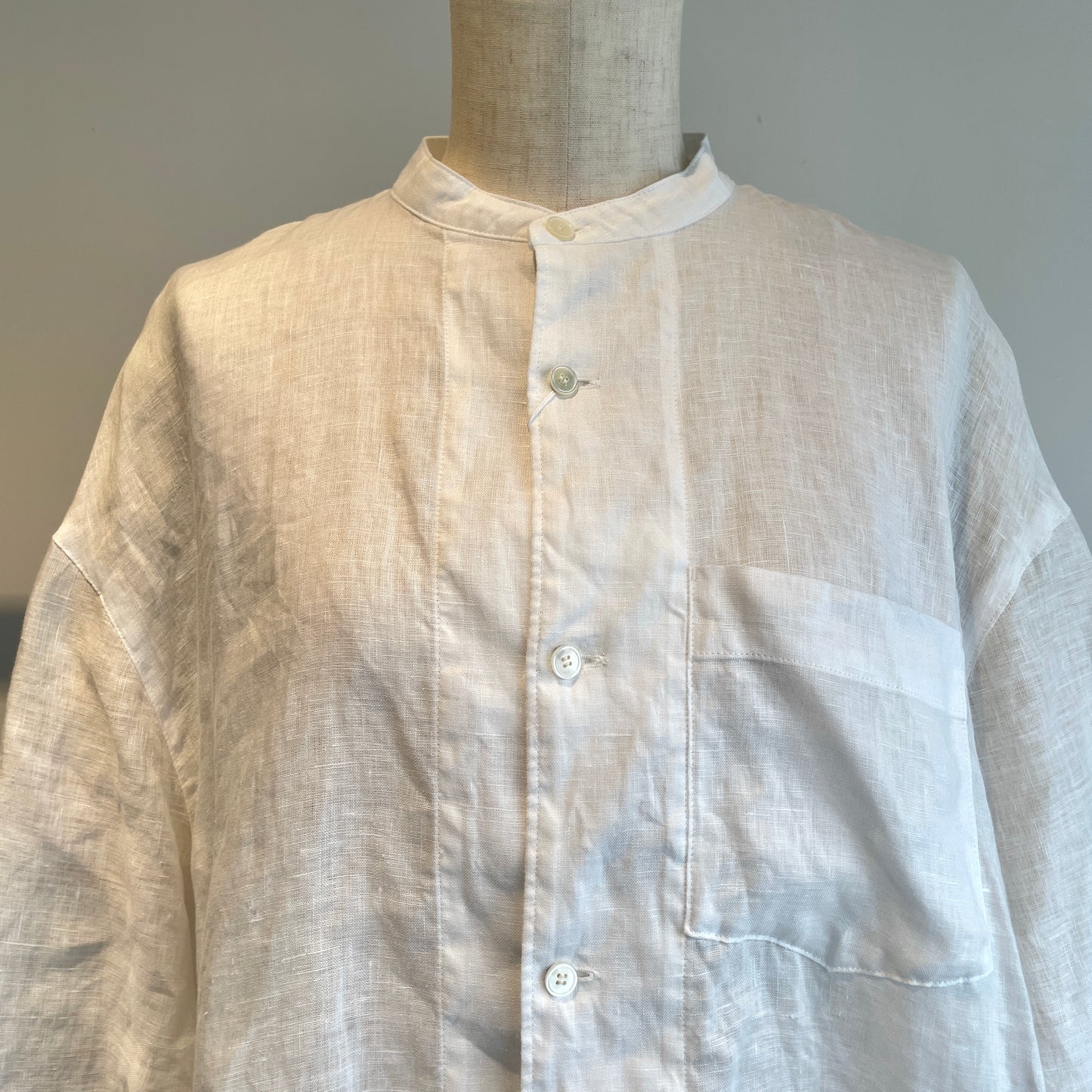 yuni//60/1 Linen cocoon sleeves BL 1701BL039261