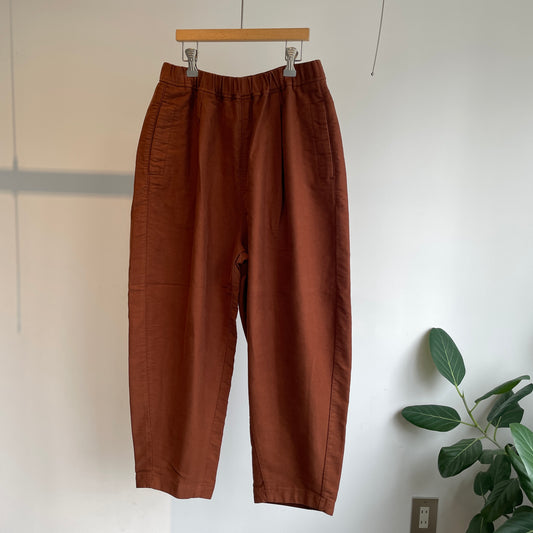 handsofcreation// オーガニックリクライドクロスプレミアムスエードオーバルパンツ 01550335