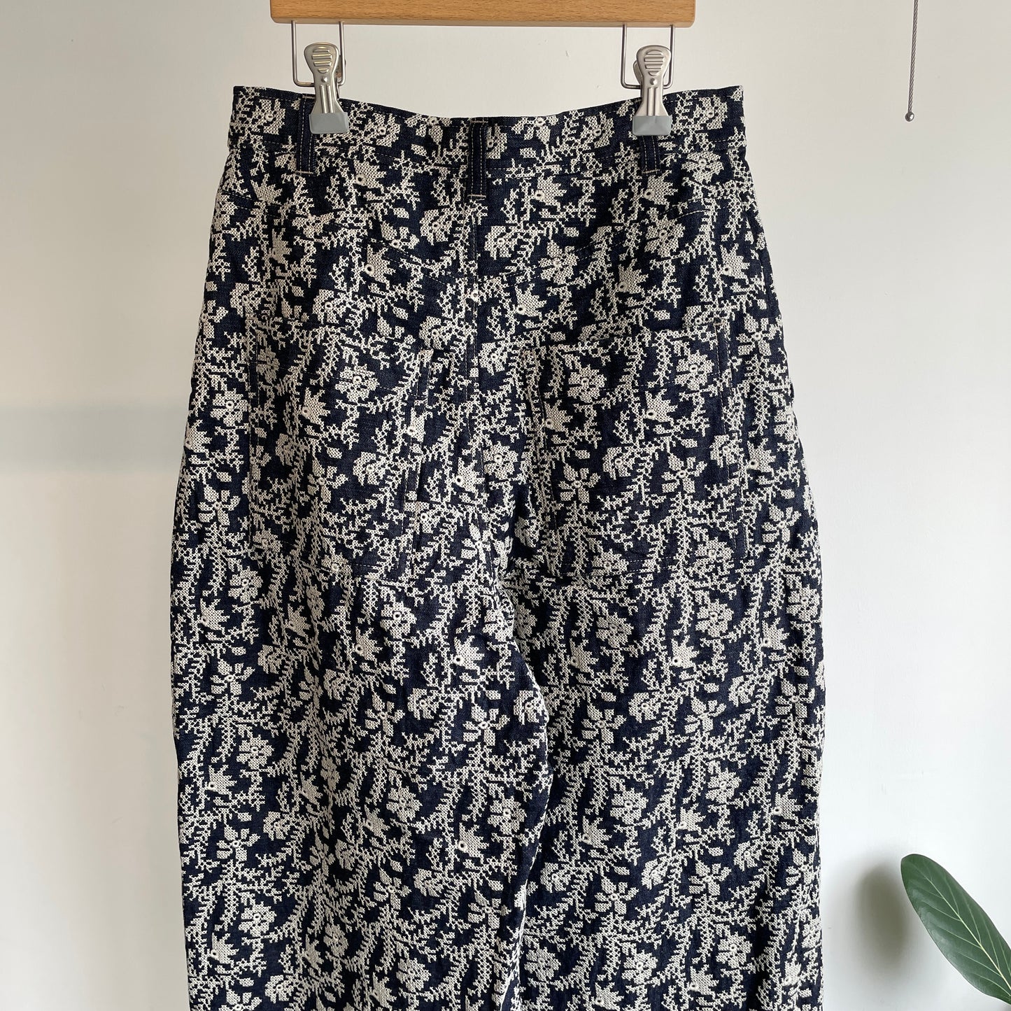 qiri//garden embroidery デニムパンツ　6301PT005262