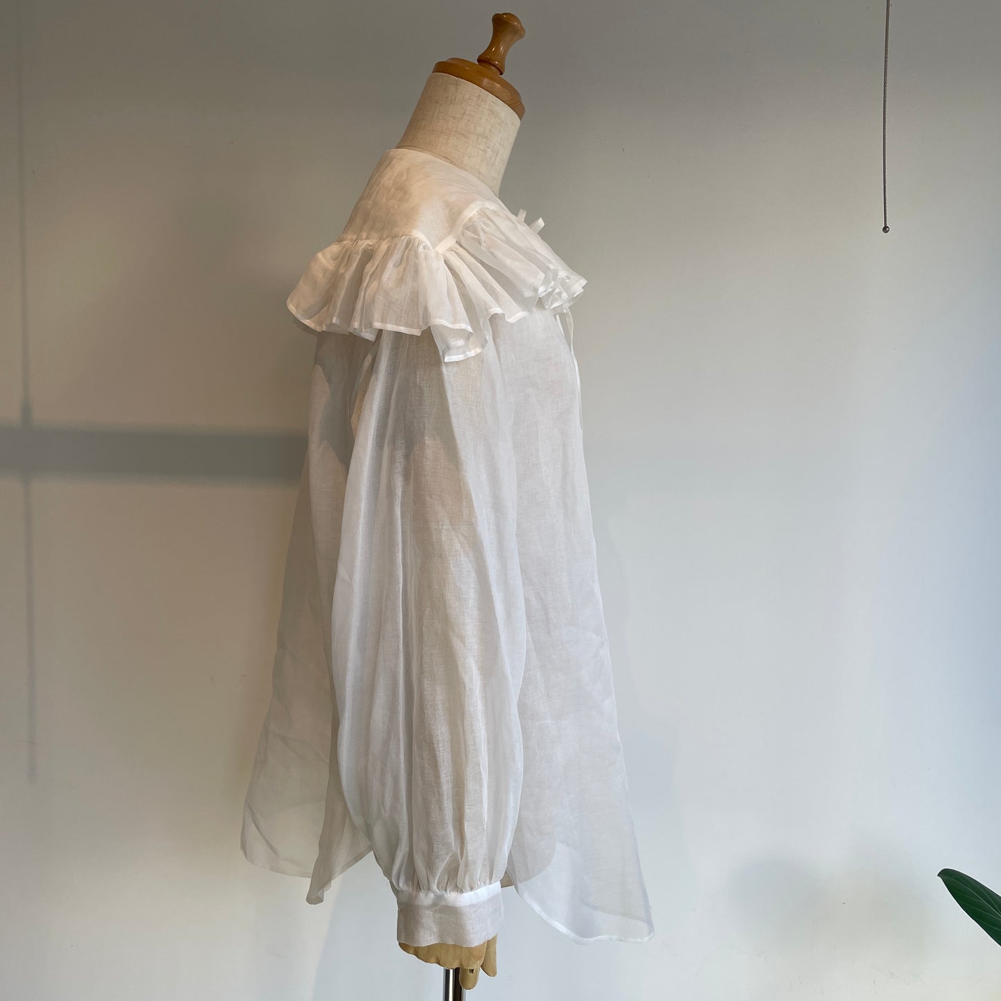 Heriter //コットンオーガンジーフリルカラーブラウス　H0-00-3065