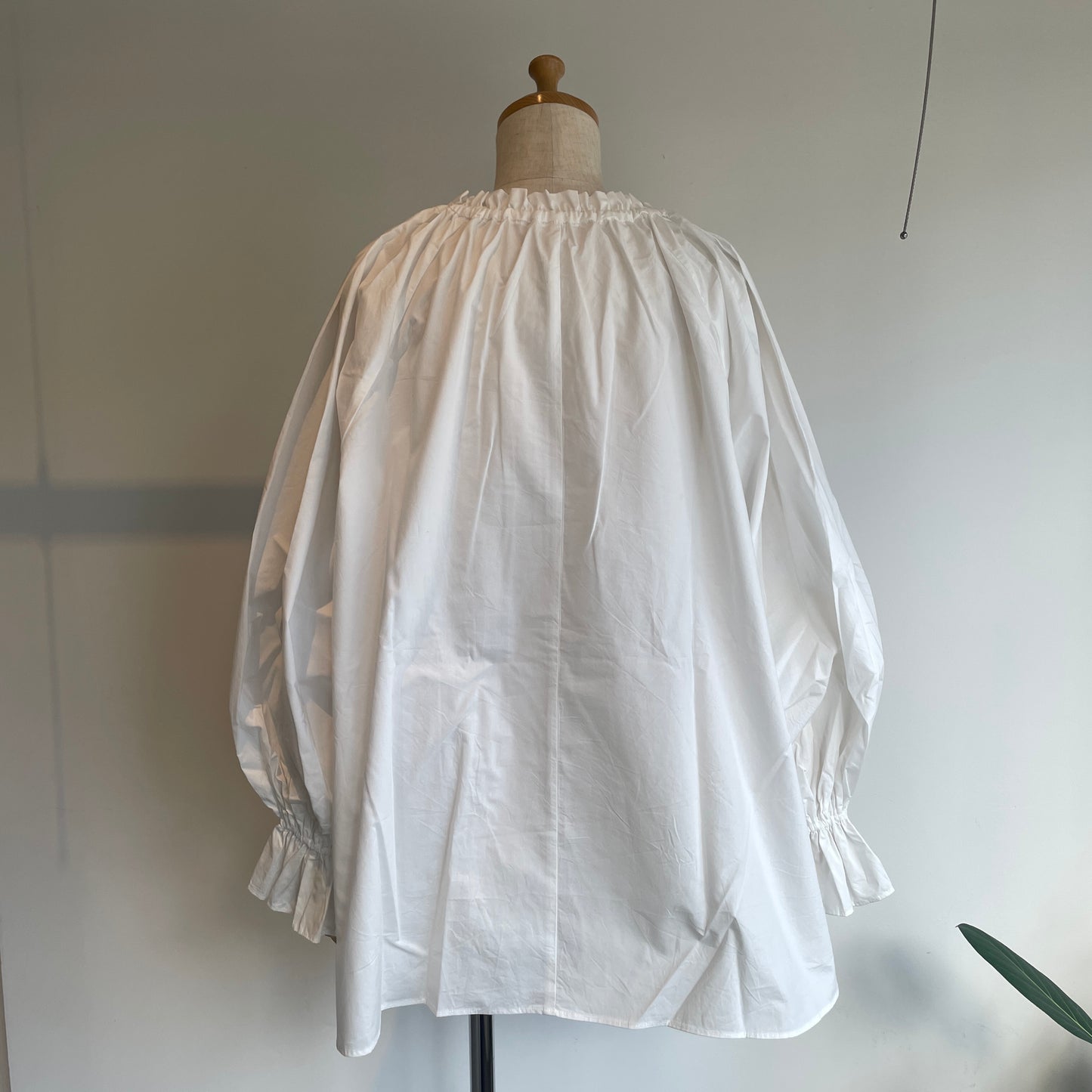 universaltissu//ナチュラルタイプライター/ギャザーパフBL UT260BL003