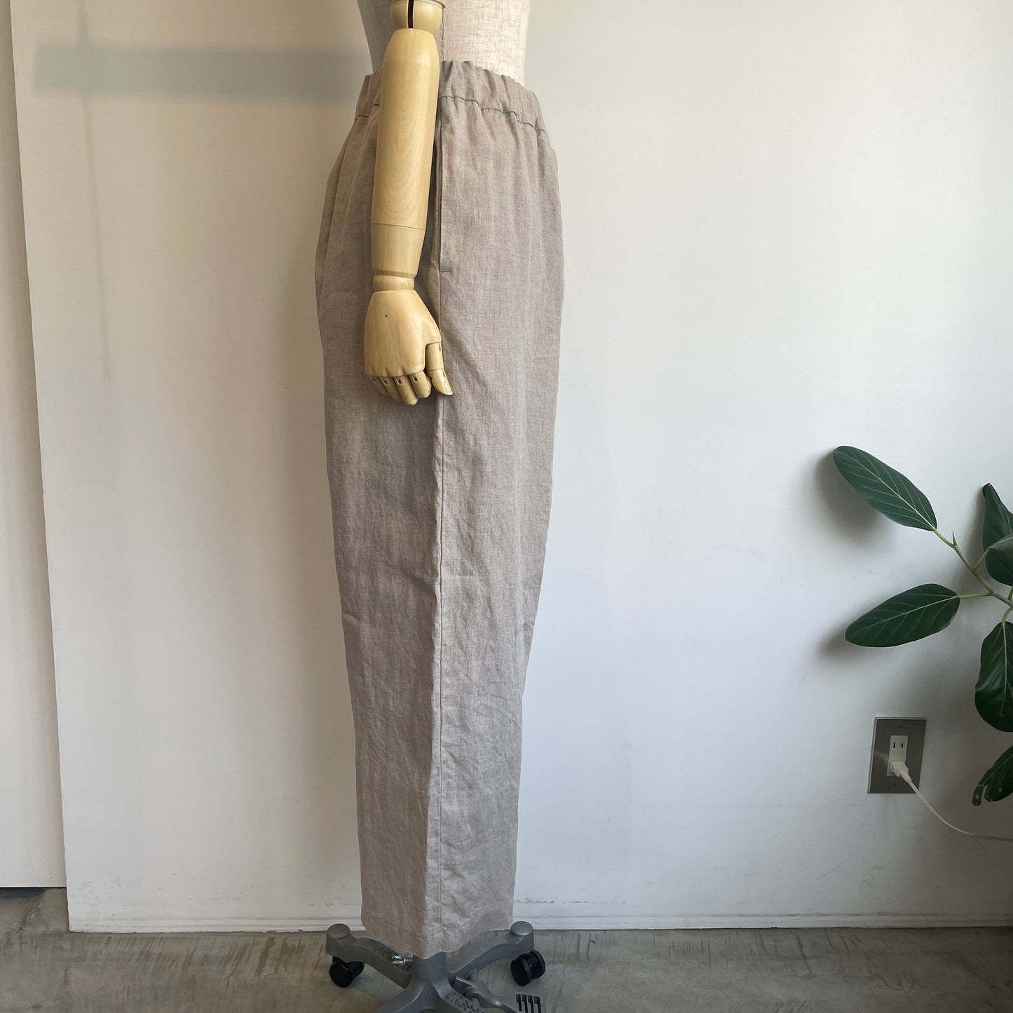 yuni//40/1 Linen easy gum tack パンツ　1701PT028261
