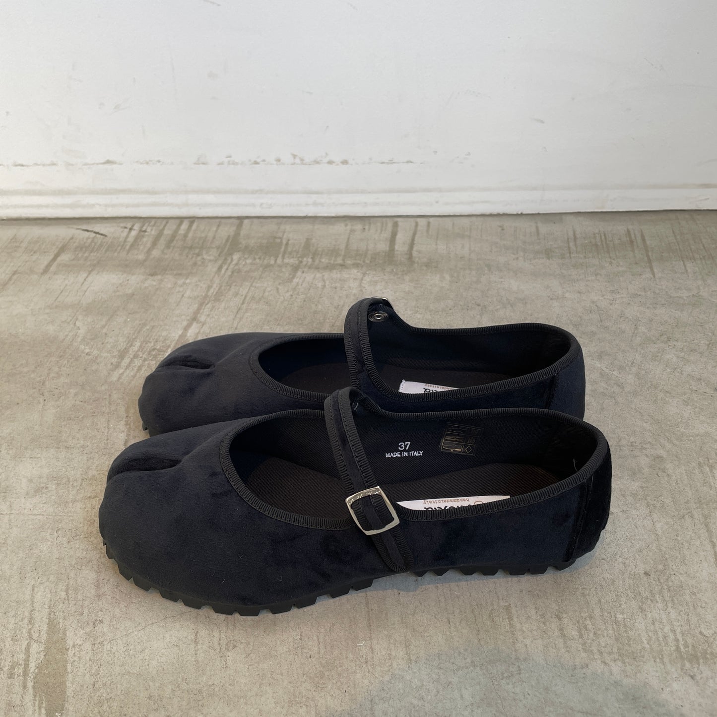 sciuscia//MARYJANE  CLASSIC BLACK(TABI)