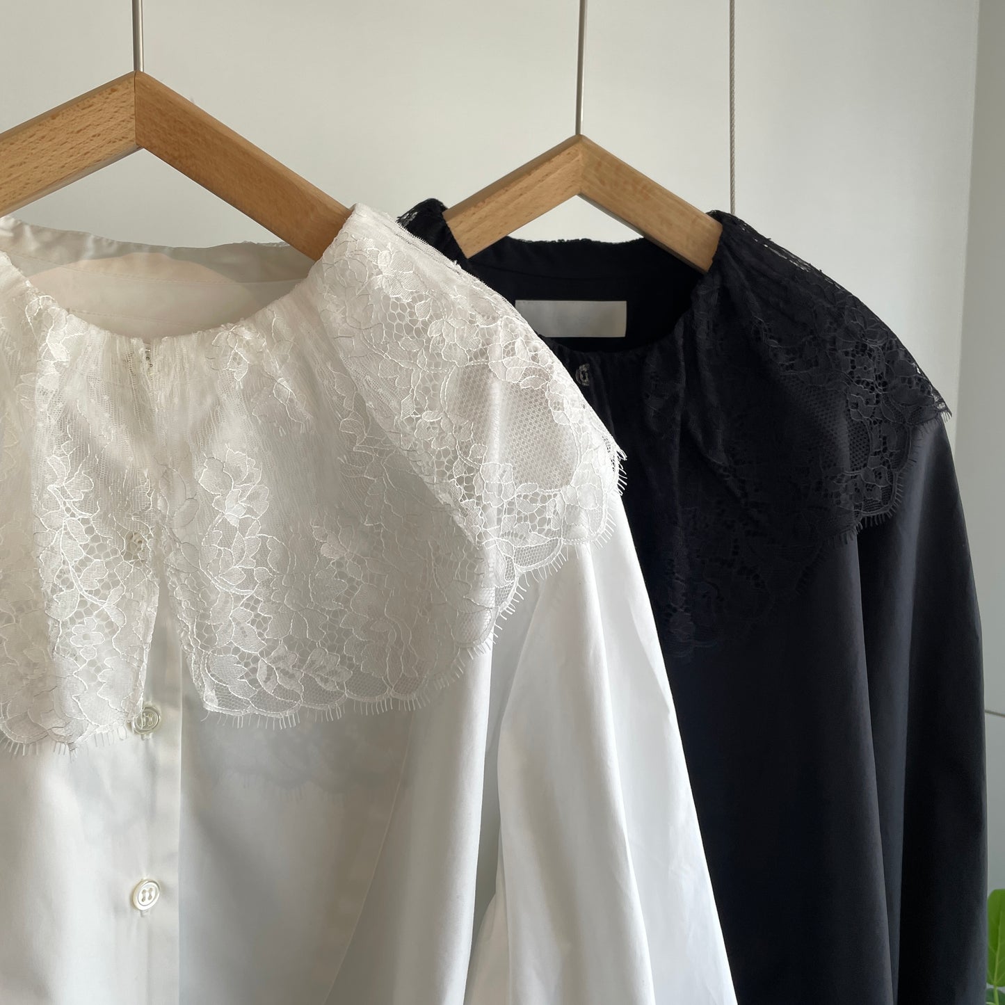 heriter//lace collar blouse
H2-26-3010