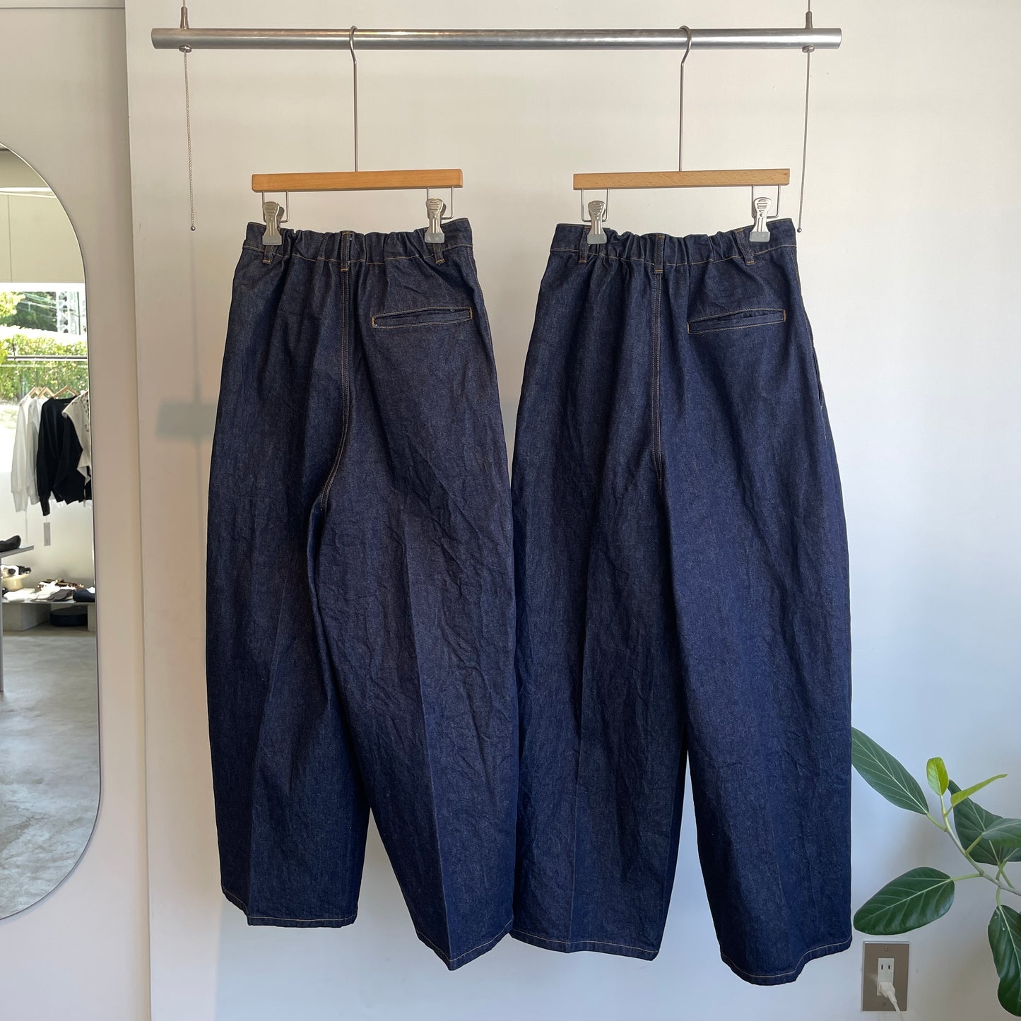 yuni//Cotton 11oz denim back gum wide パンツ　1701PT004262