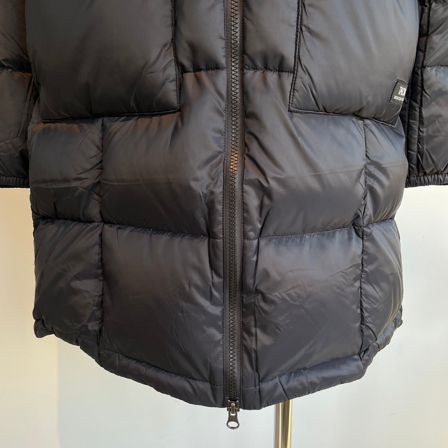 TAION//マウンテン パッカブル ボリュームフード ダウンコート TAION-106VZMT-LONG