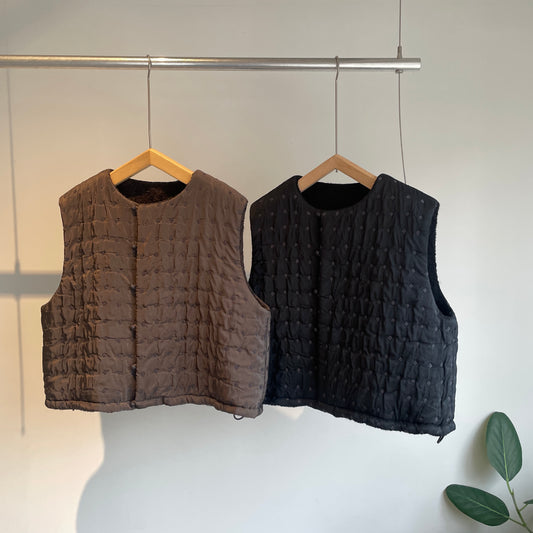 qiri //flower dot quilt jacquard ショートリバーシブルベスト　6301BL008252