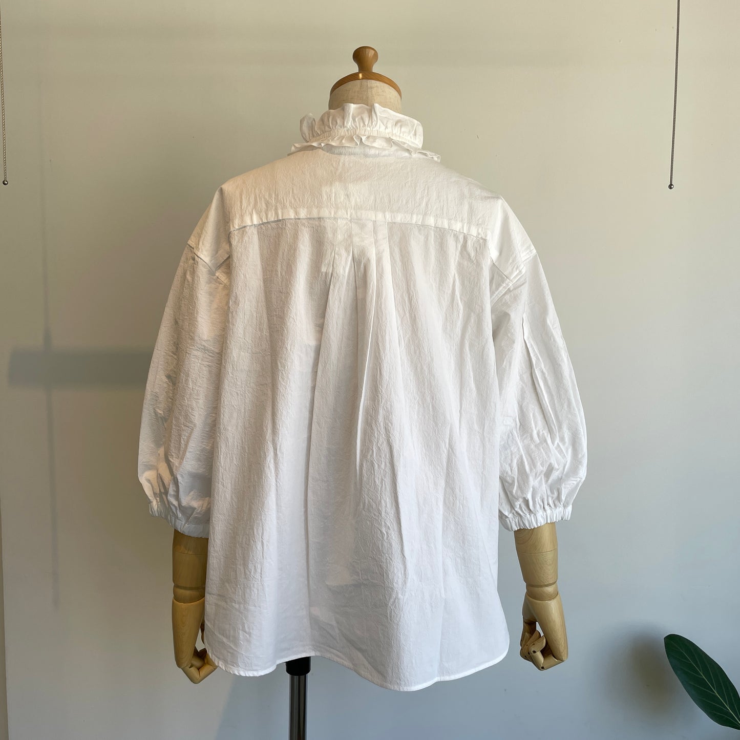 handsofcreation//強撚cotton桐七炊き変形フリル7分袖BL 01630642