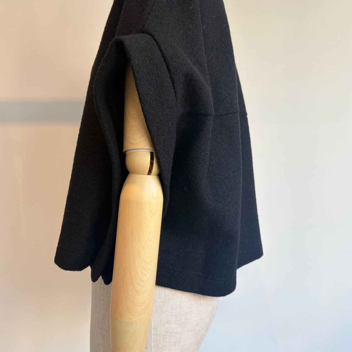 SI HIRAI//SHORT ROBE   CHAW26-6011