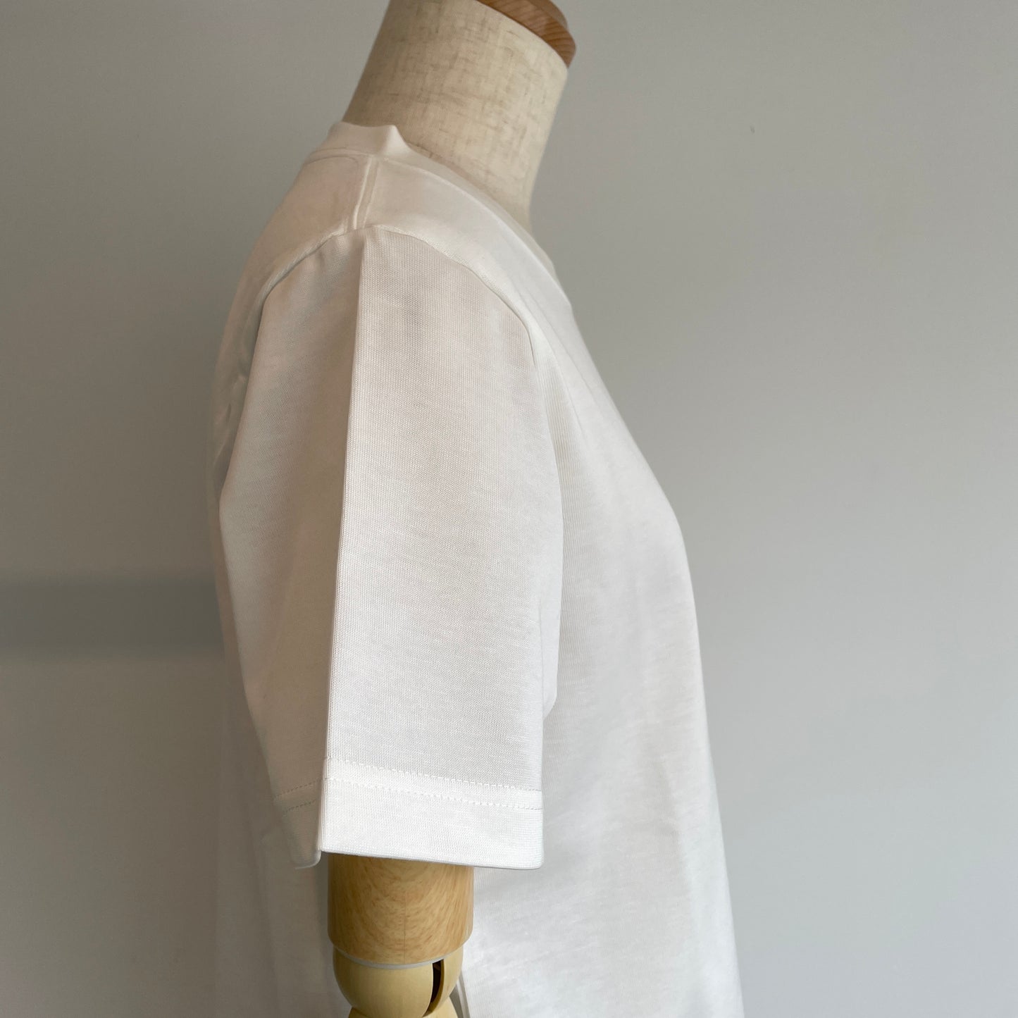 itochi // San Joaquin cotton paralleled single jersey crew neck t-shirt