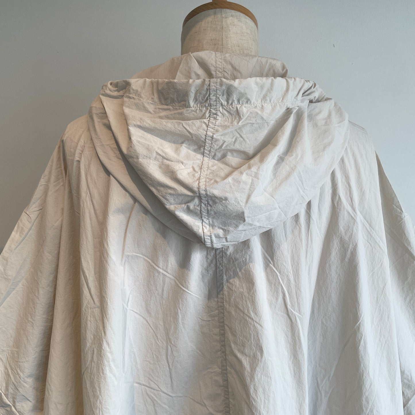 buoy buoy//45d NYLON 伊吹染め PONCHO シャツ　2701BL017261