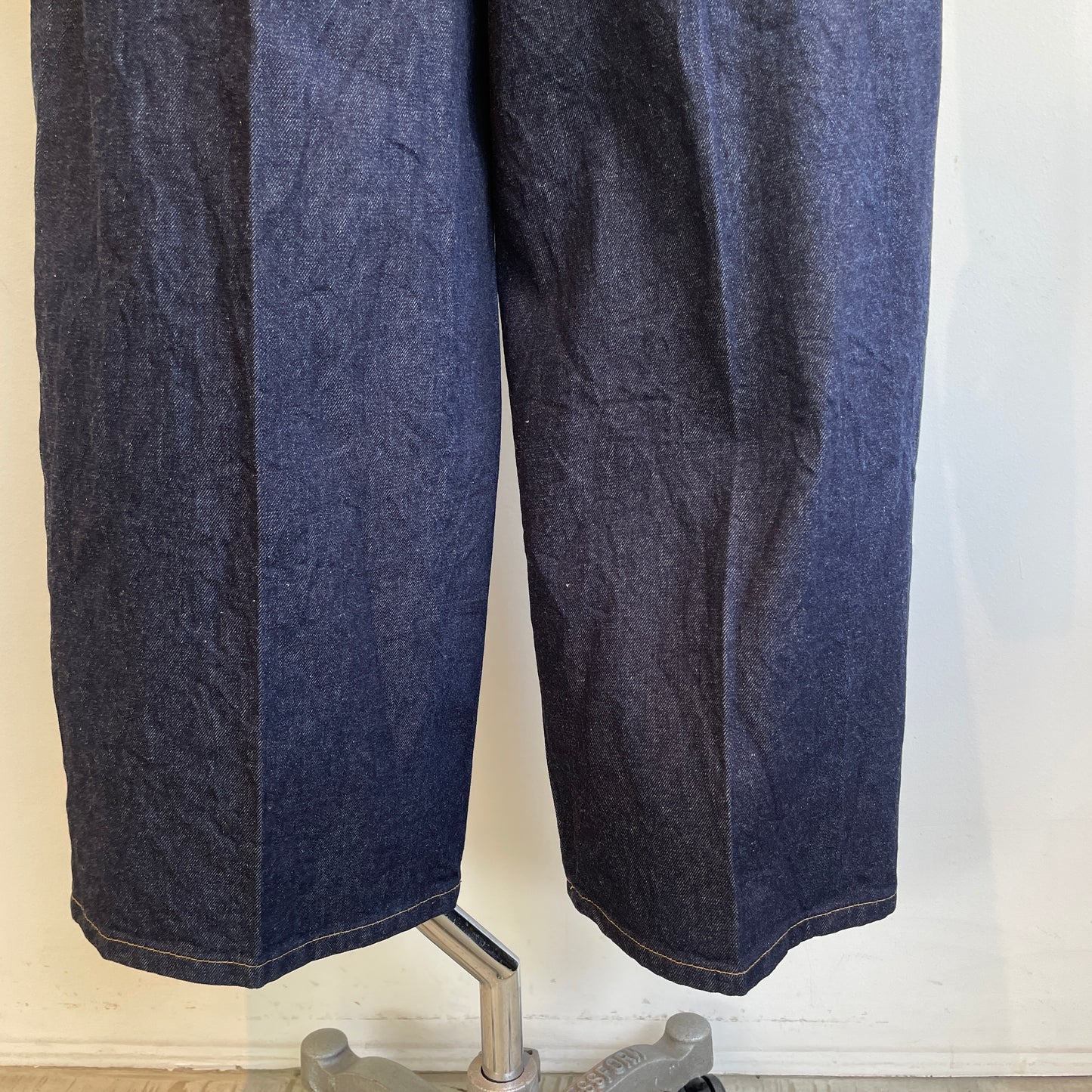 yuni//Cotton 11oz denim back gum wide パンツ　1701PT004262