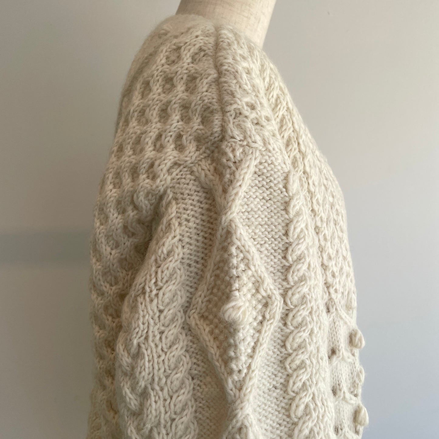 yuni //ネパールハンドニット　PO 1701KN004252