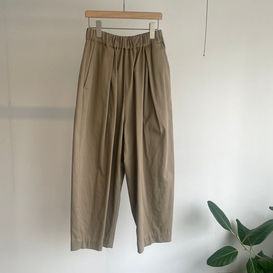 yuni//60/2強撚twill ゴムタックパンツ　1701PT021261