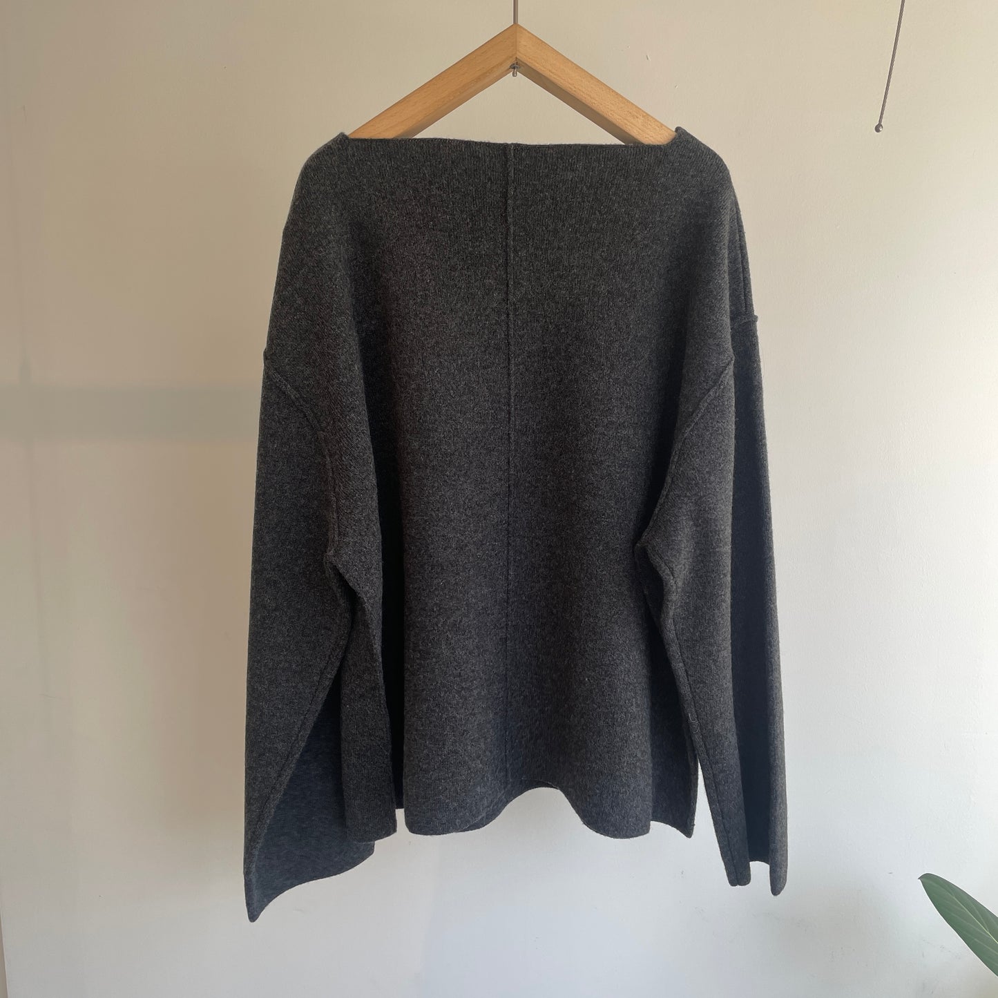 yuni //New England smooth
short PO 1701KN017252