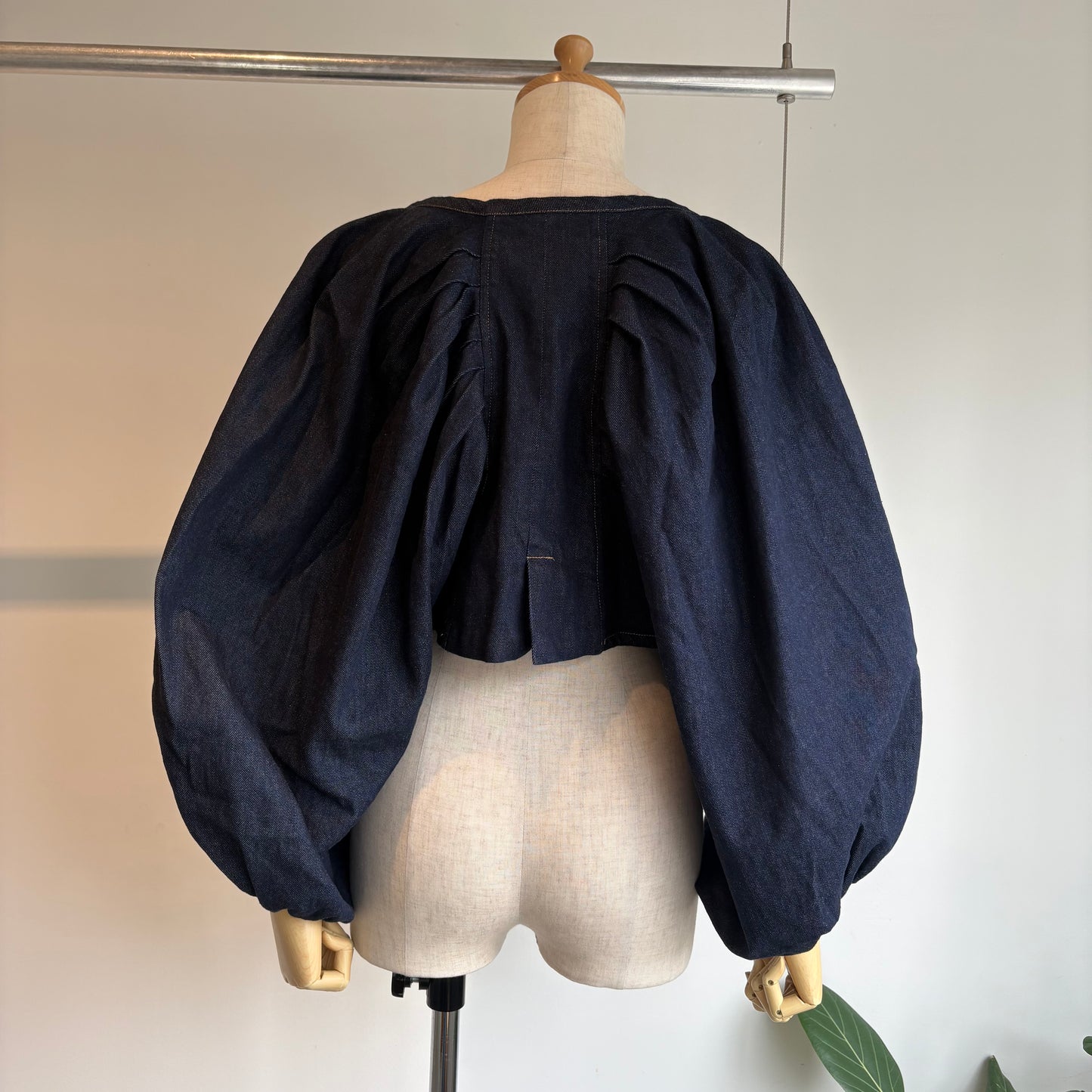 si si si//VICTRIAN BOLERO  2026-SS111