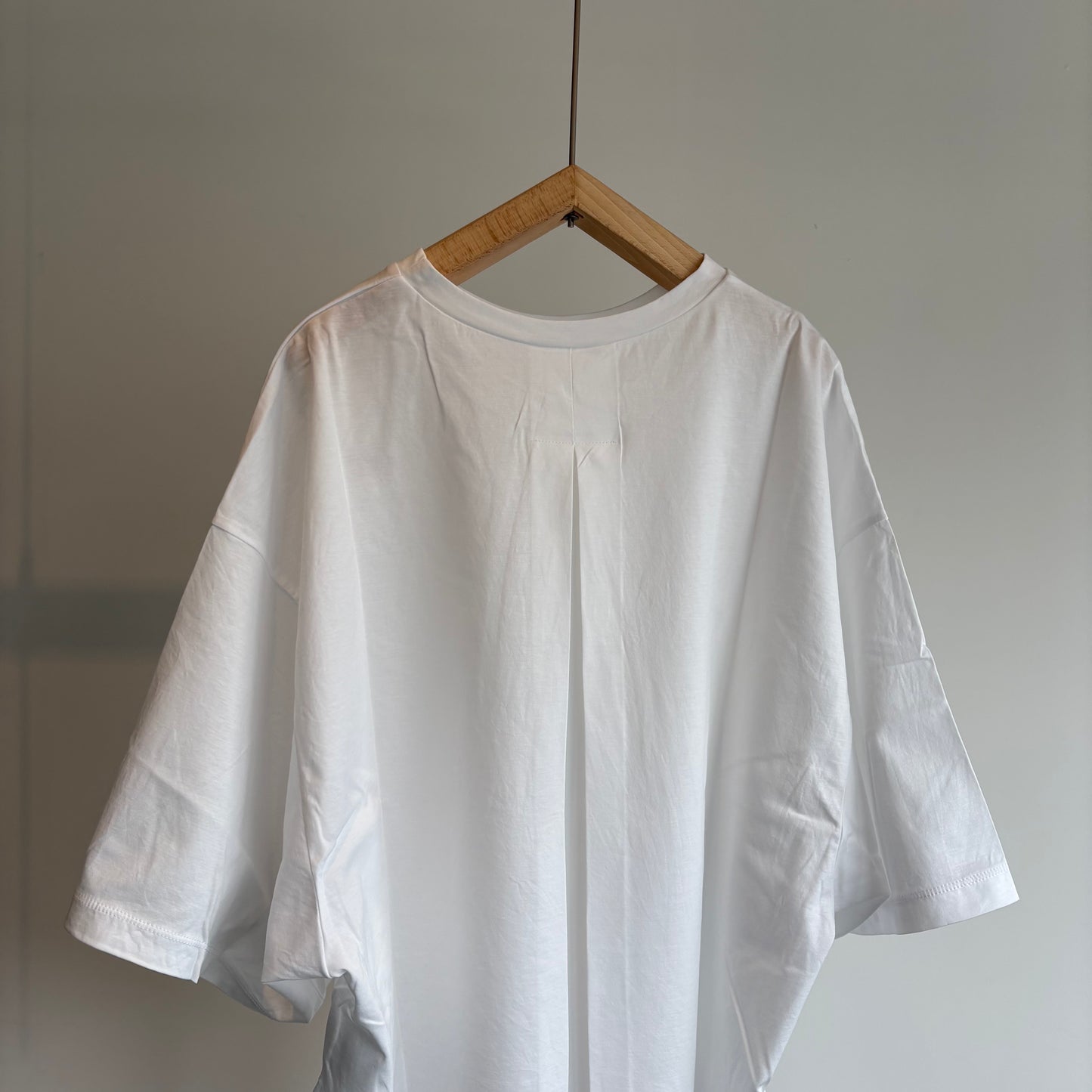 yuni//ハイパワーポンチwide sleeves Tシャツ  1701CT019261