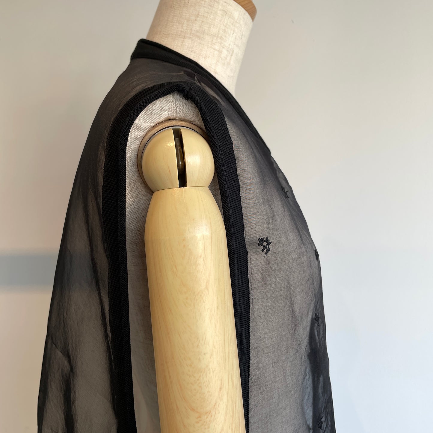 porter des boutons//Petite fleurベスト　P21-2-018