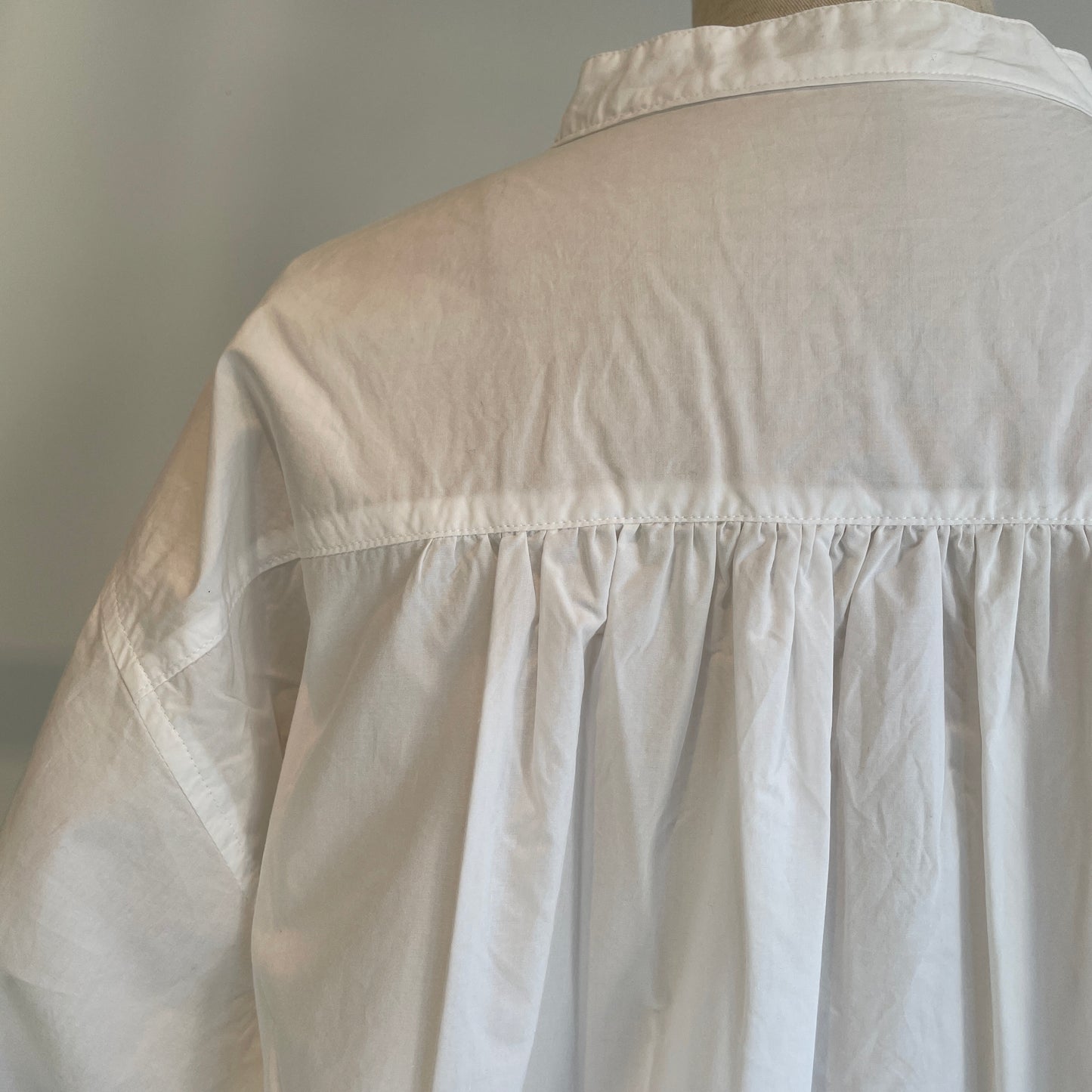 universaltissu//ナチュラルタイプライターイタリアンフィレレースヨークSH   US260SH036