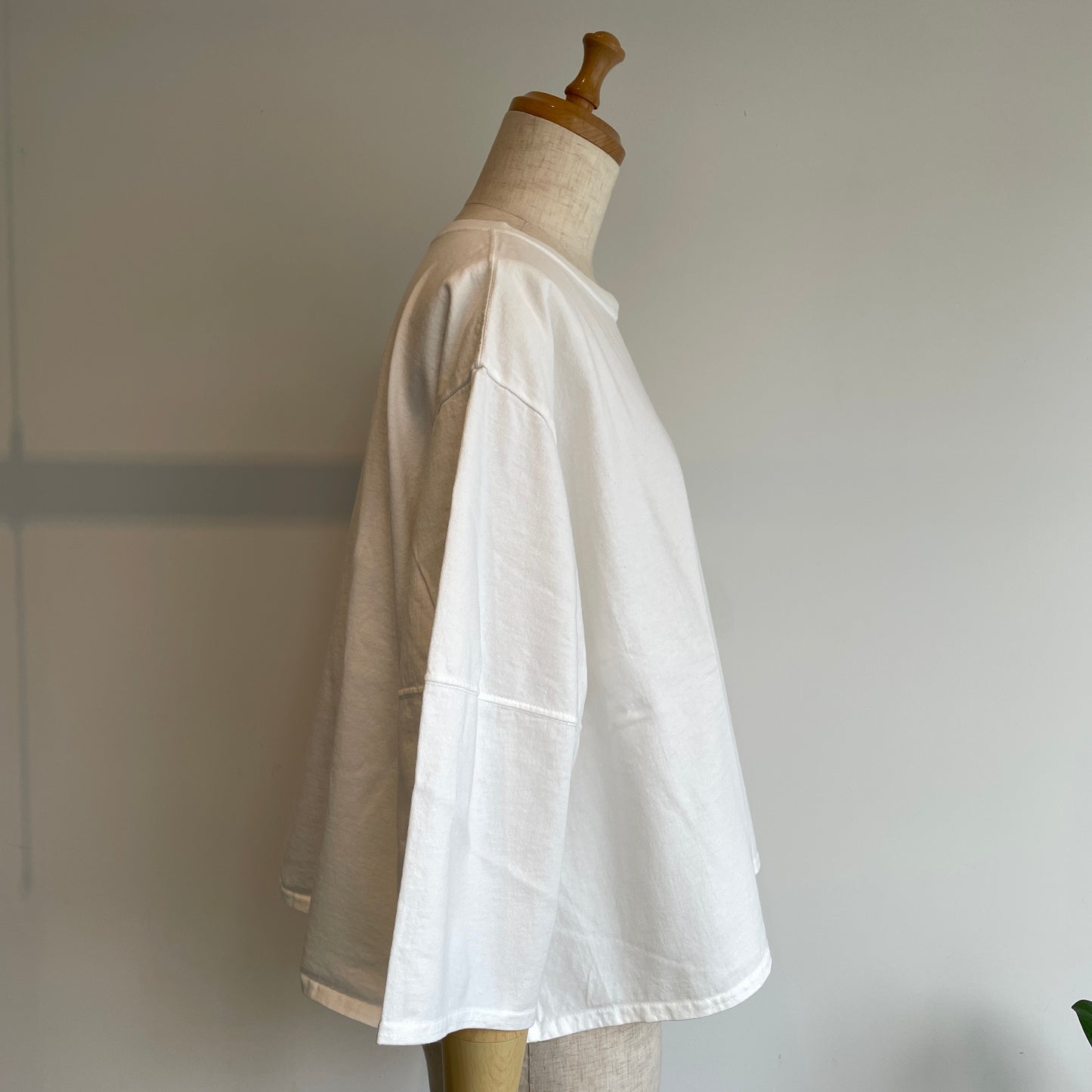 handsofcreation //USA18/-天竺ショート丈ゆるフレアT 01610806