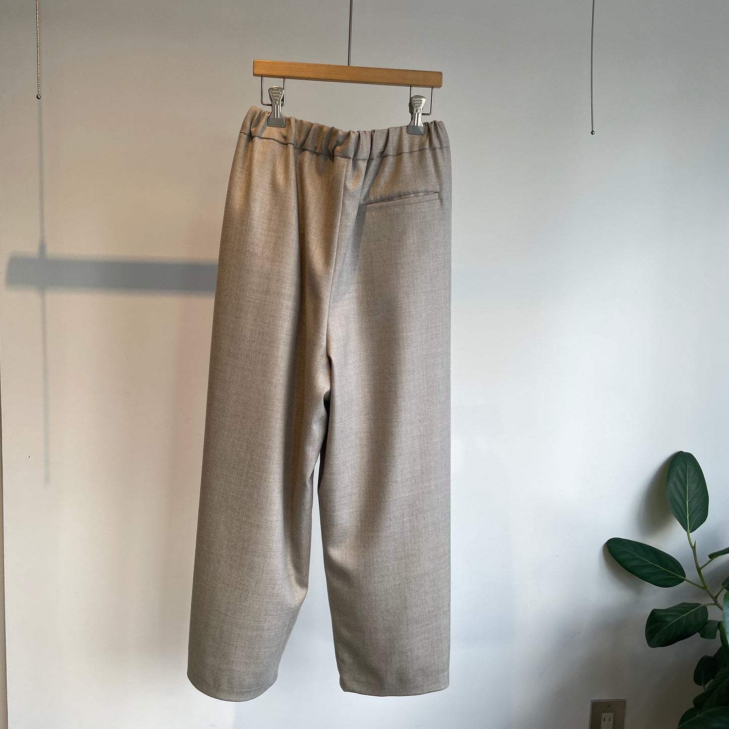 yuni//washable wool gum tack パンツ　1701PT009252