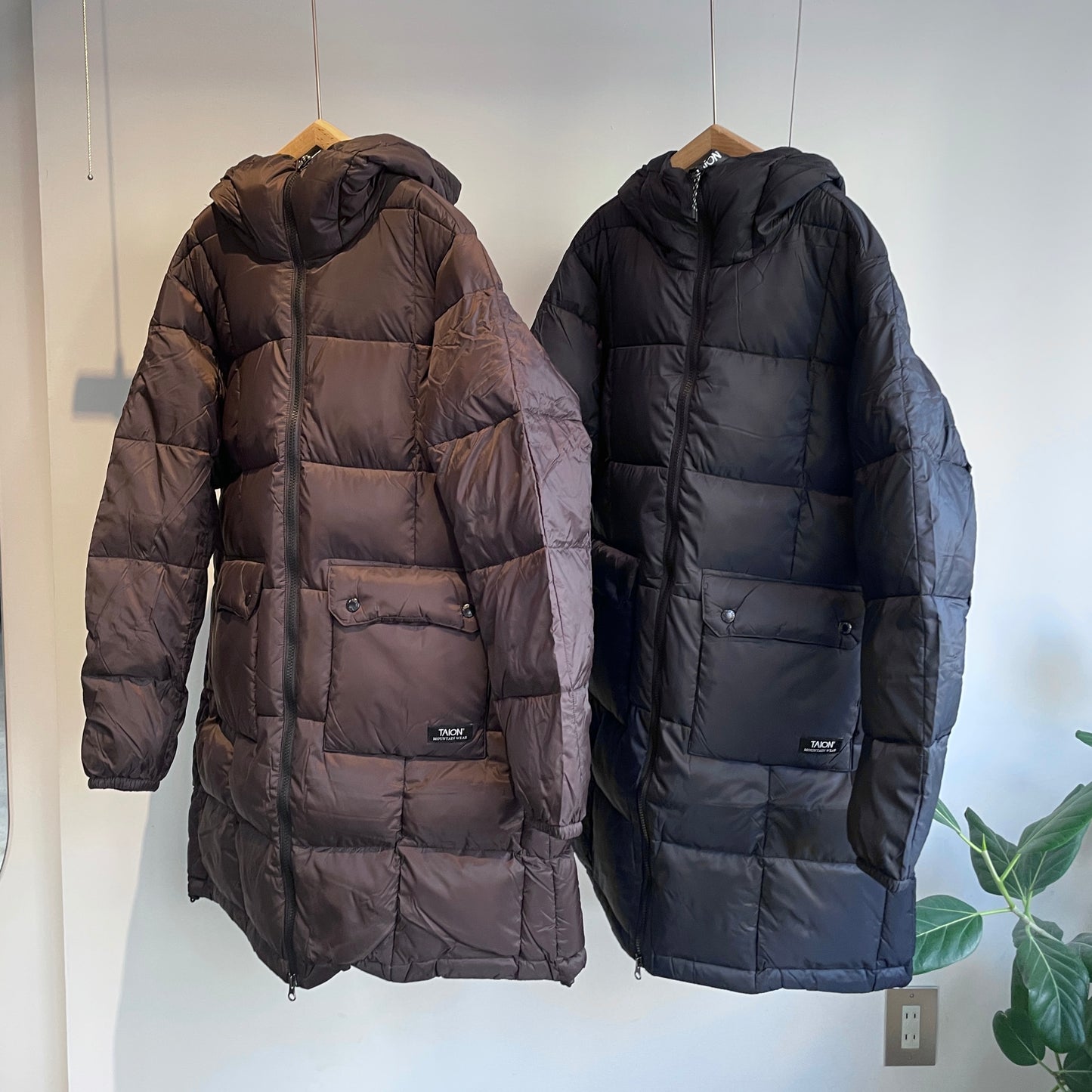 TAION//マウンテン パッカブル ボリュームフード ダウンコート TAION-106VZMT-LONG