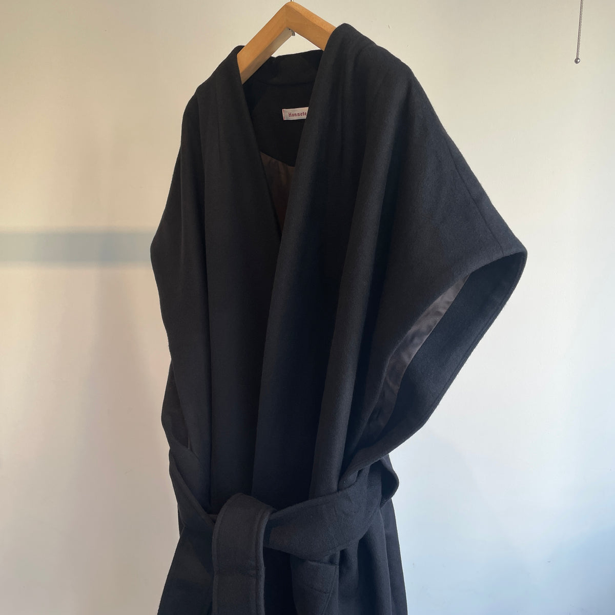 Honnete//Sleeveless Dolman Gown Coat_Royal Geelong HO-26AW CO24W