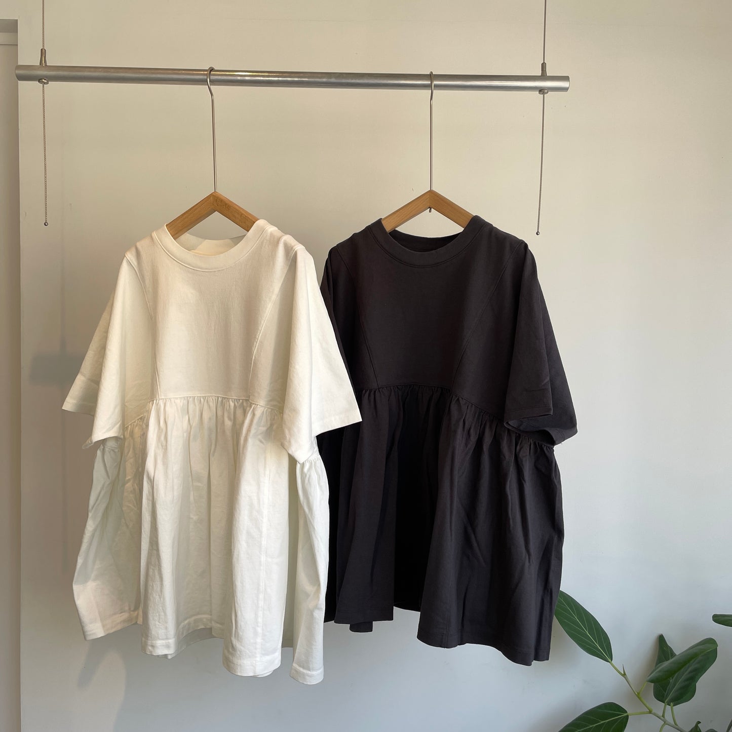 buoy buoy//VINTAGE REAL gather T-シャツ　2701CT010261