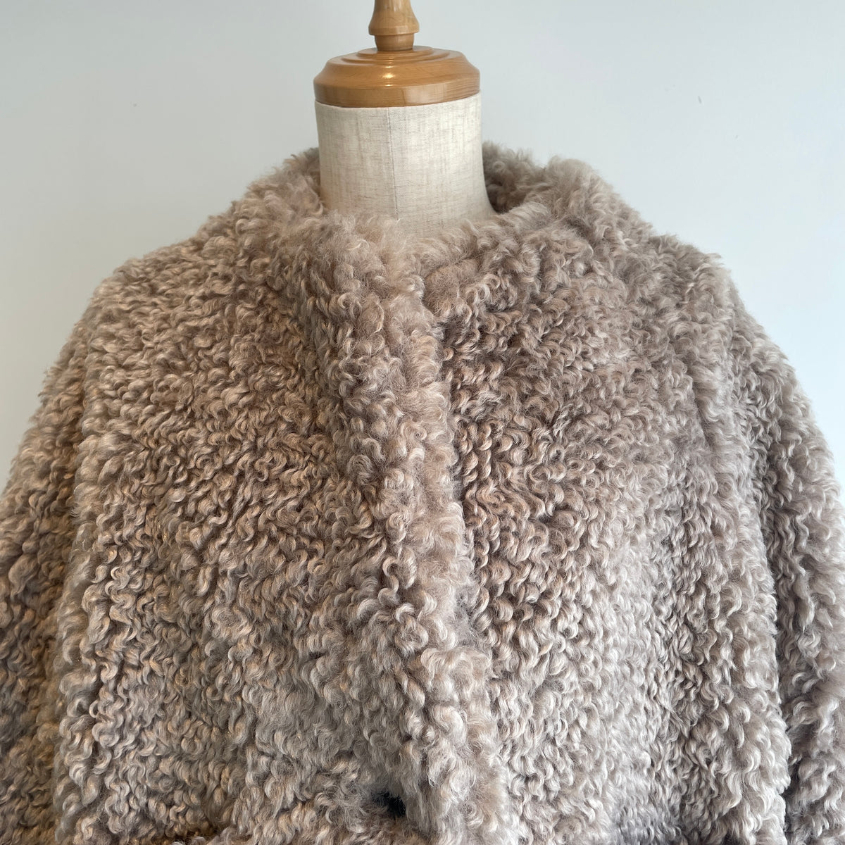SI HIRAI//WIDE SLEEVE SHORT COAT  CHAW26-8015