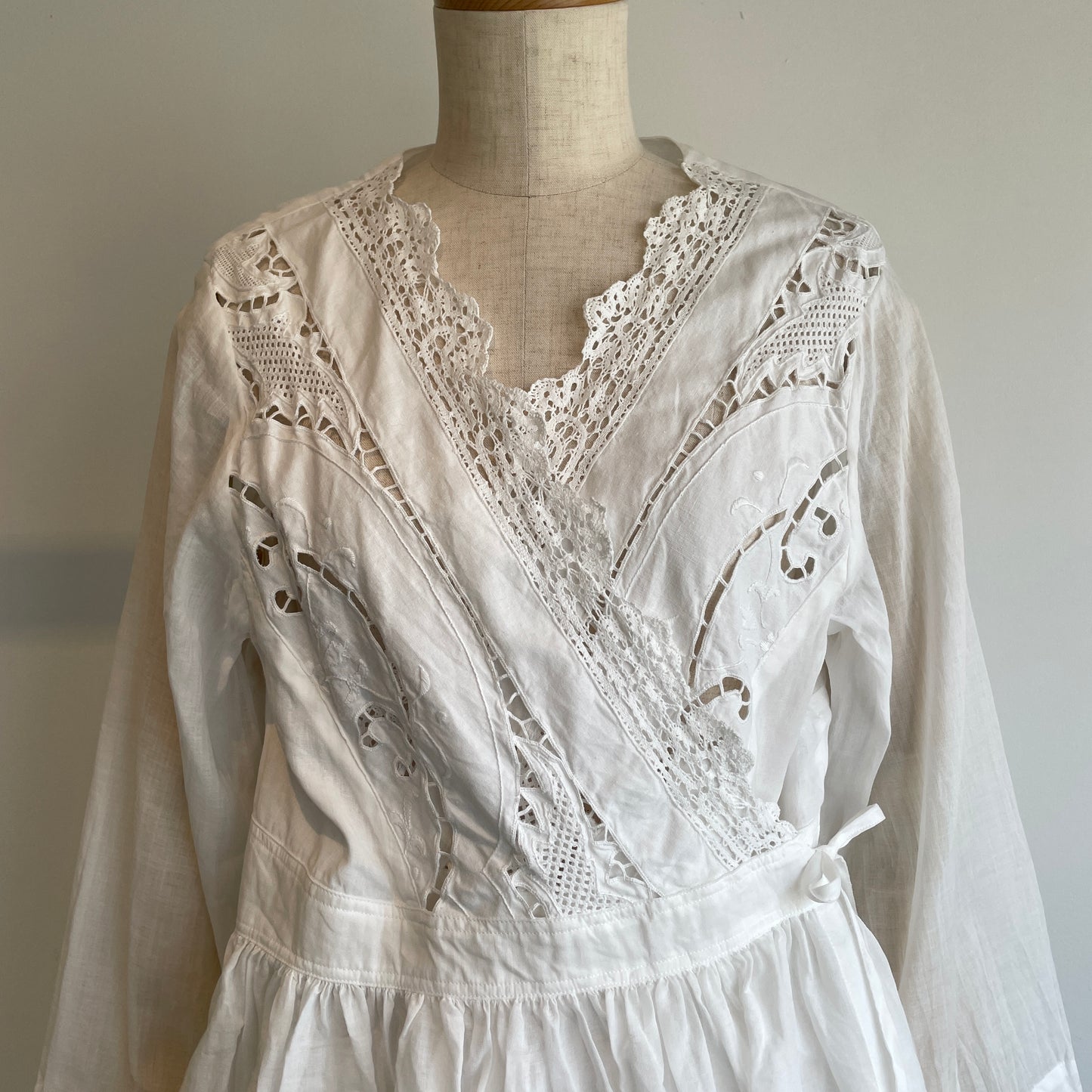 heriter//bobbin lace cutwork parts blouse HO-00-3079