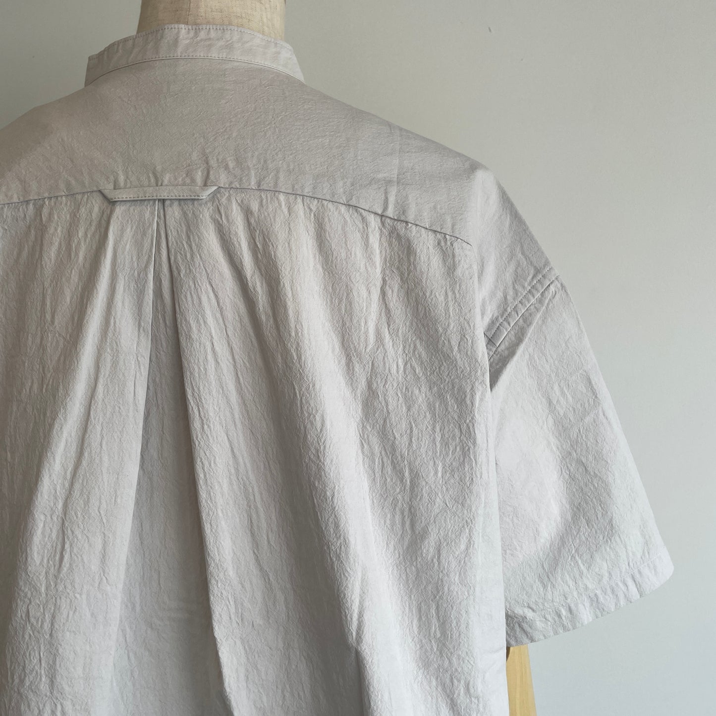 handsofcreation//強然cotton桐七炊きバンドカラー半袖シャツ　01630643