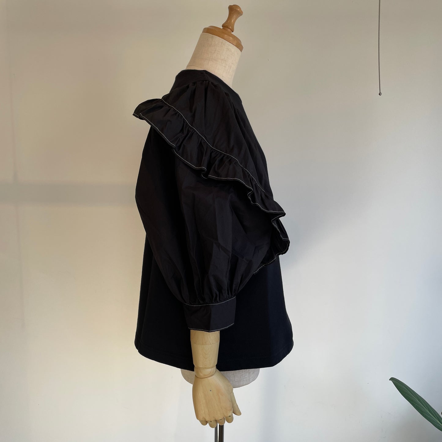 universaltissu//セントラル裏毛タイプライターコンボフリルPO
US260CT032