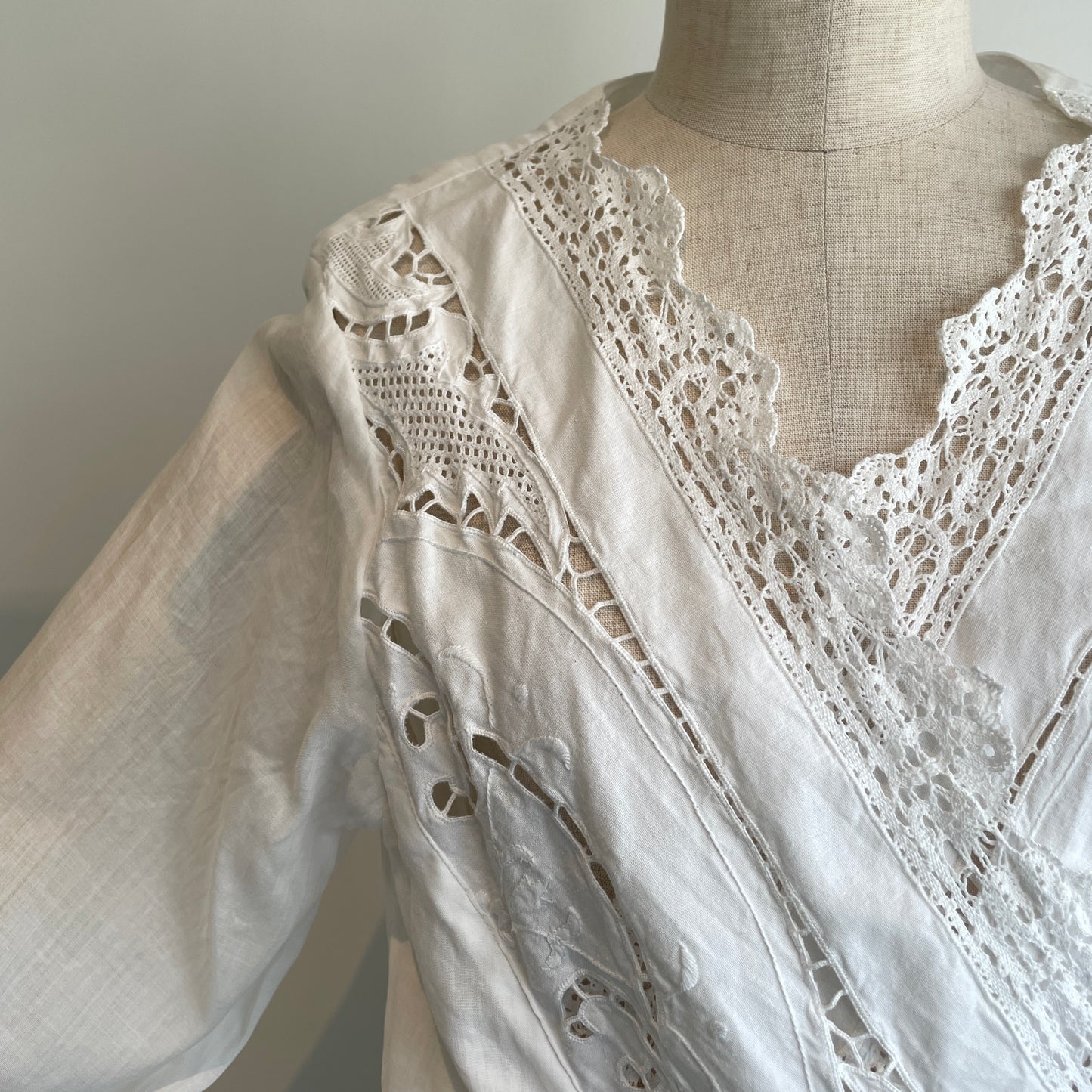 heriter//bobbin lace cutwork parts blouse HO-00-3079