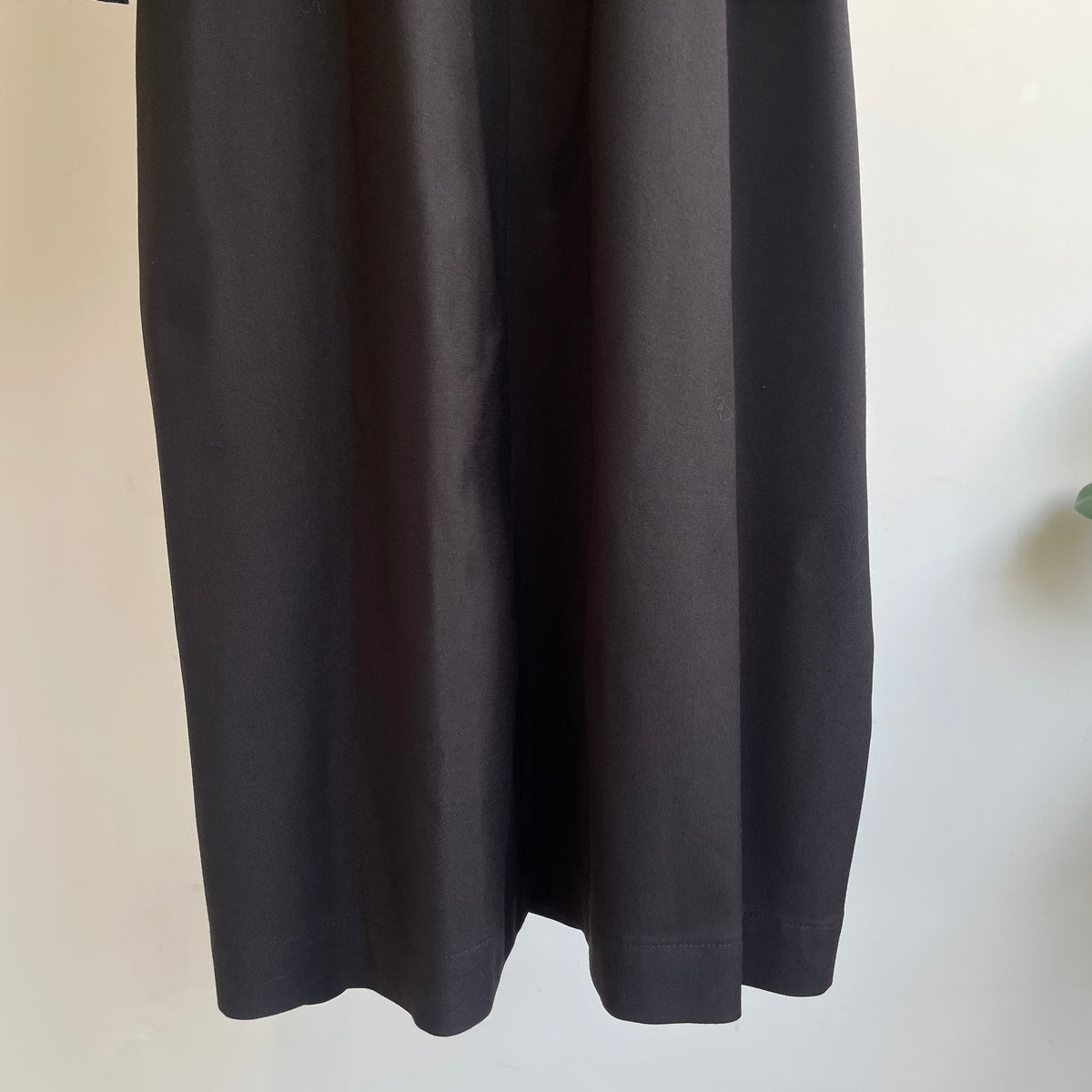 SI-HIRAI //MICRO STRETCH GABA RUBBER CUFF DRESS CHAW24-5018