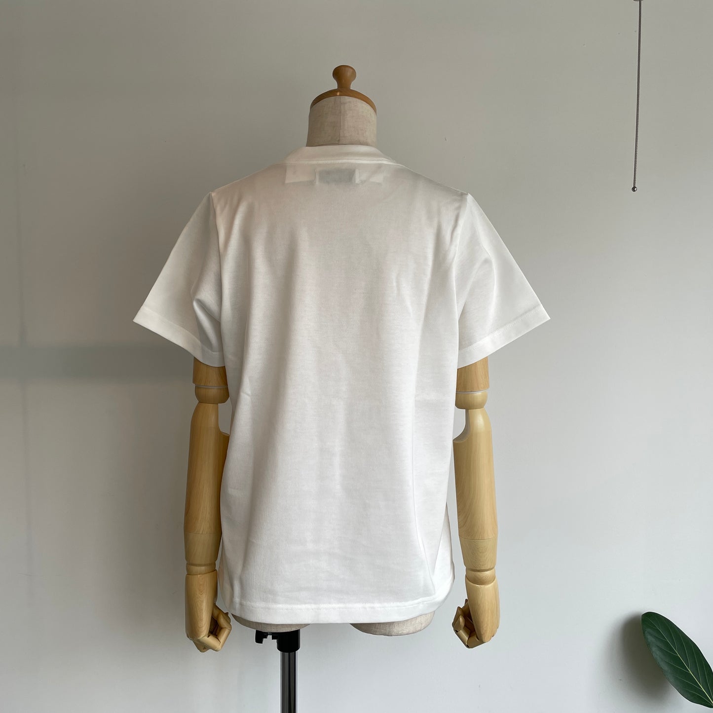 itochi // San Joaquin cotton paralleled single jersey crew neck t-shirt