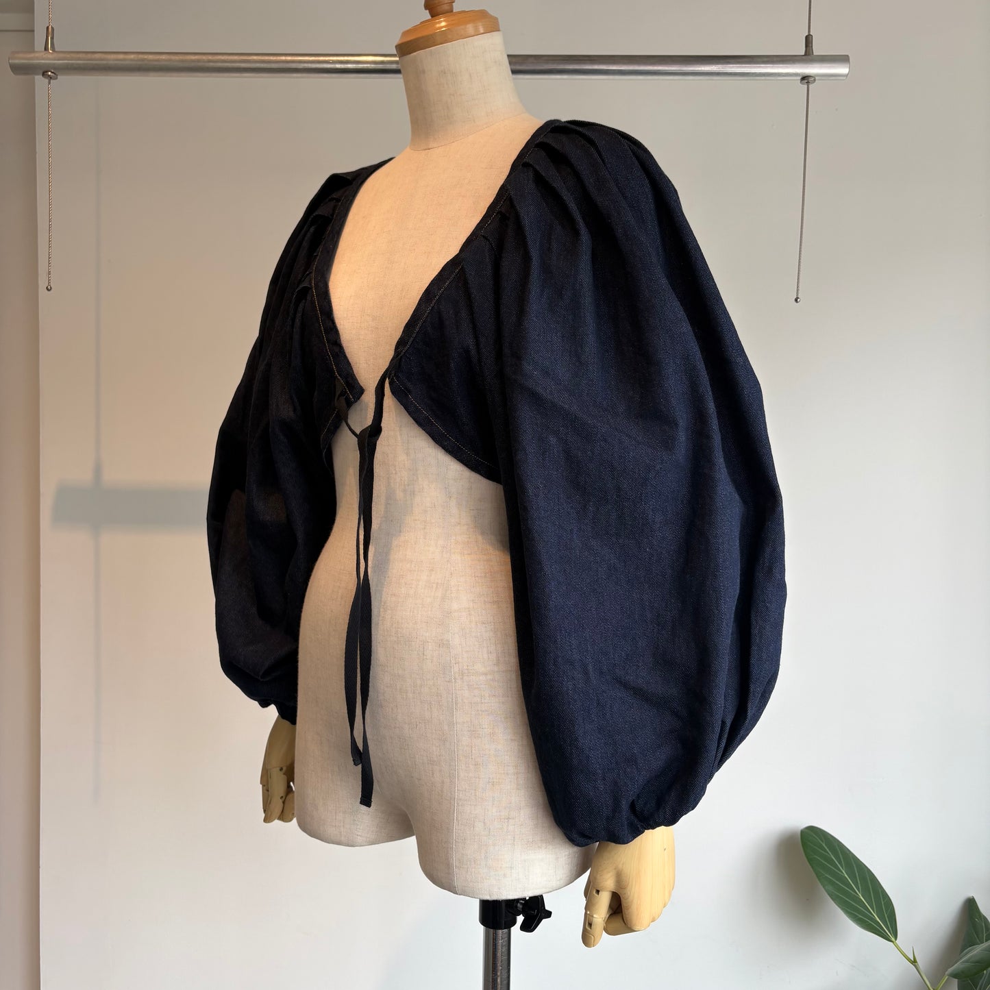 si si si//VICTRIAN BOLERO  2026-SS111
