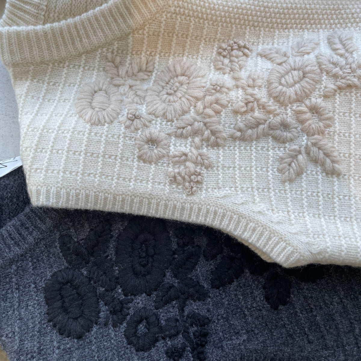 yuni//ウール / ハンド刺繍ベスト　1701KN002262
