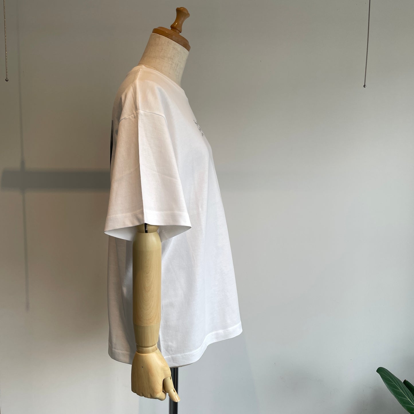 iki//ファインジャージー天竺 ウェーブロゴ Tシャツ　3101CT021261