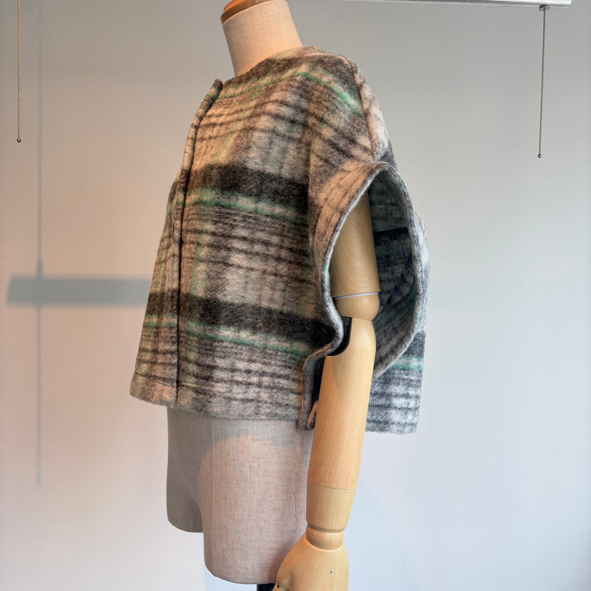 SI HIRAI//SHORT ROBE   CHAW26-6011