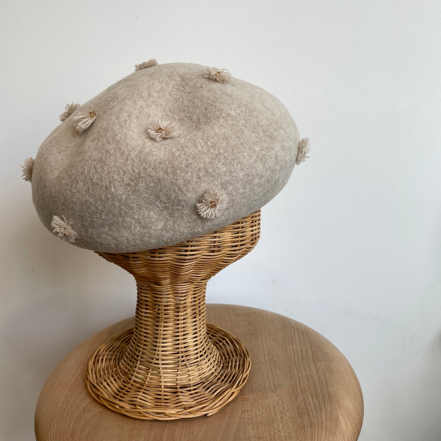Mia Hat //Beret Daisy 2556