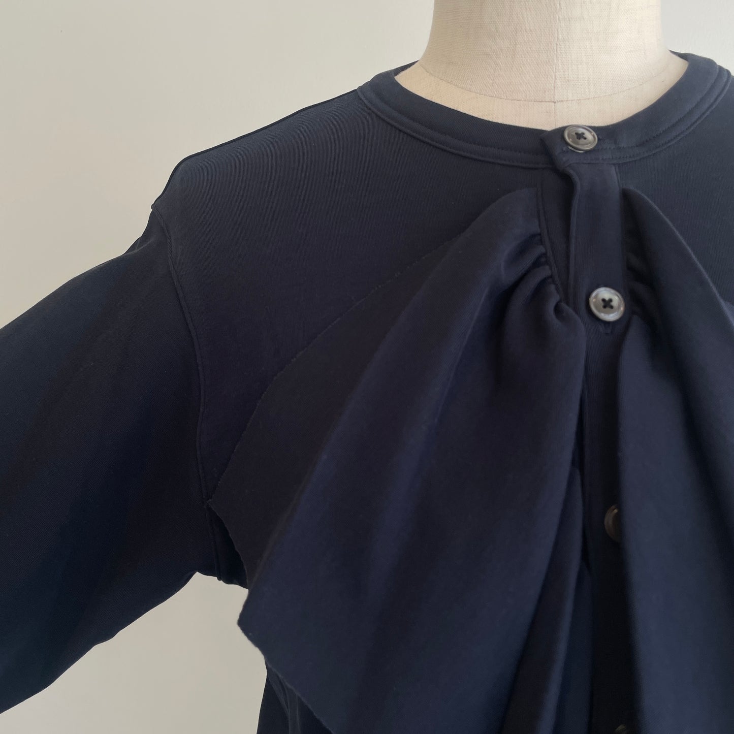 HAVERSACK //強撚スムースクルーネックフリルカーディガン　612600